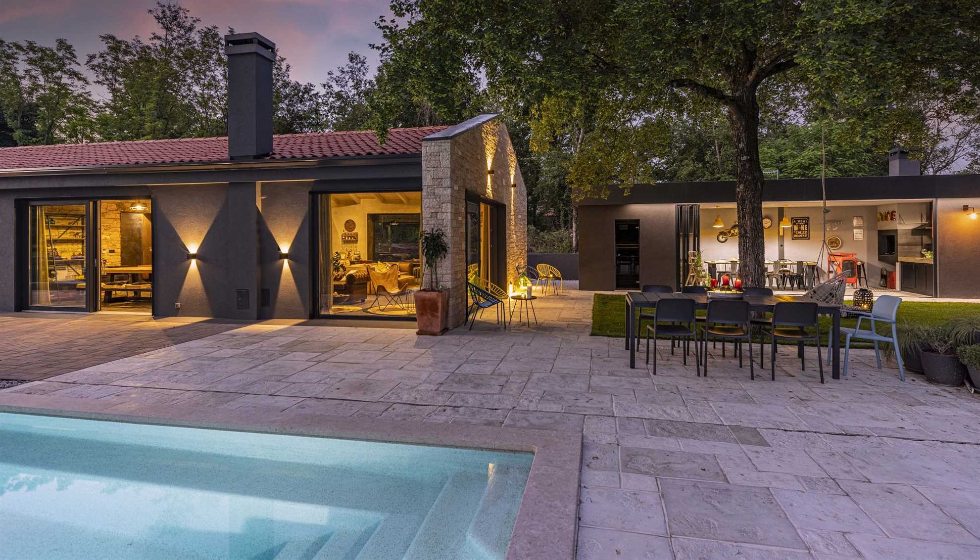 Amazing villa with modern architecture and pool