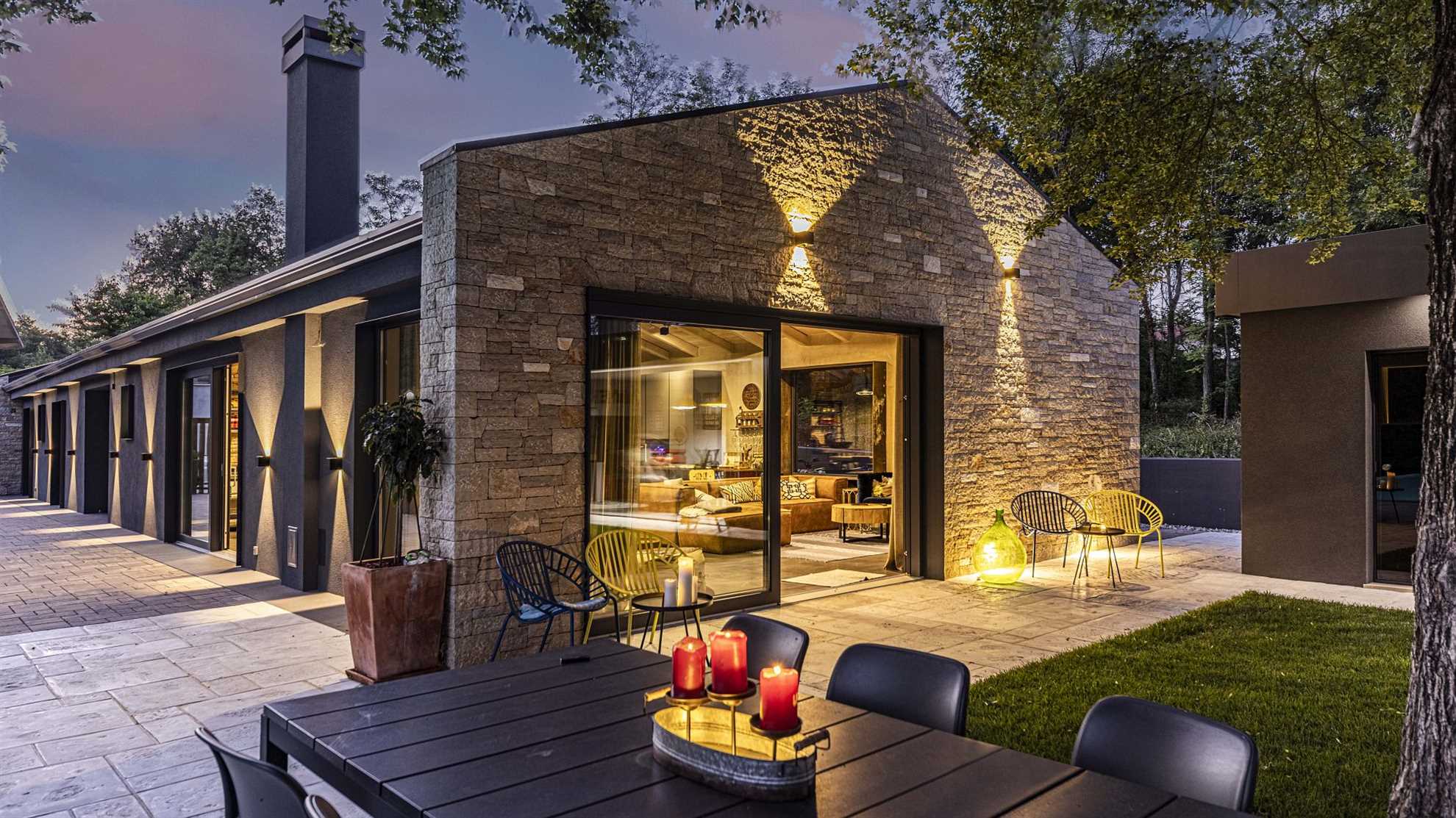 Amazing villa with modern architecture and pool