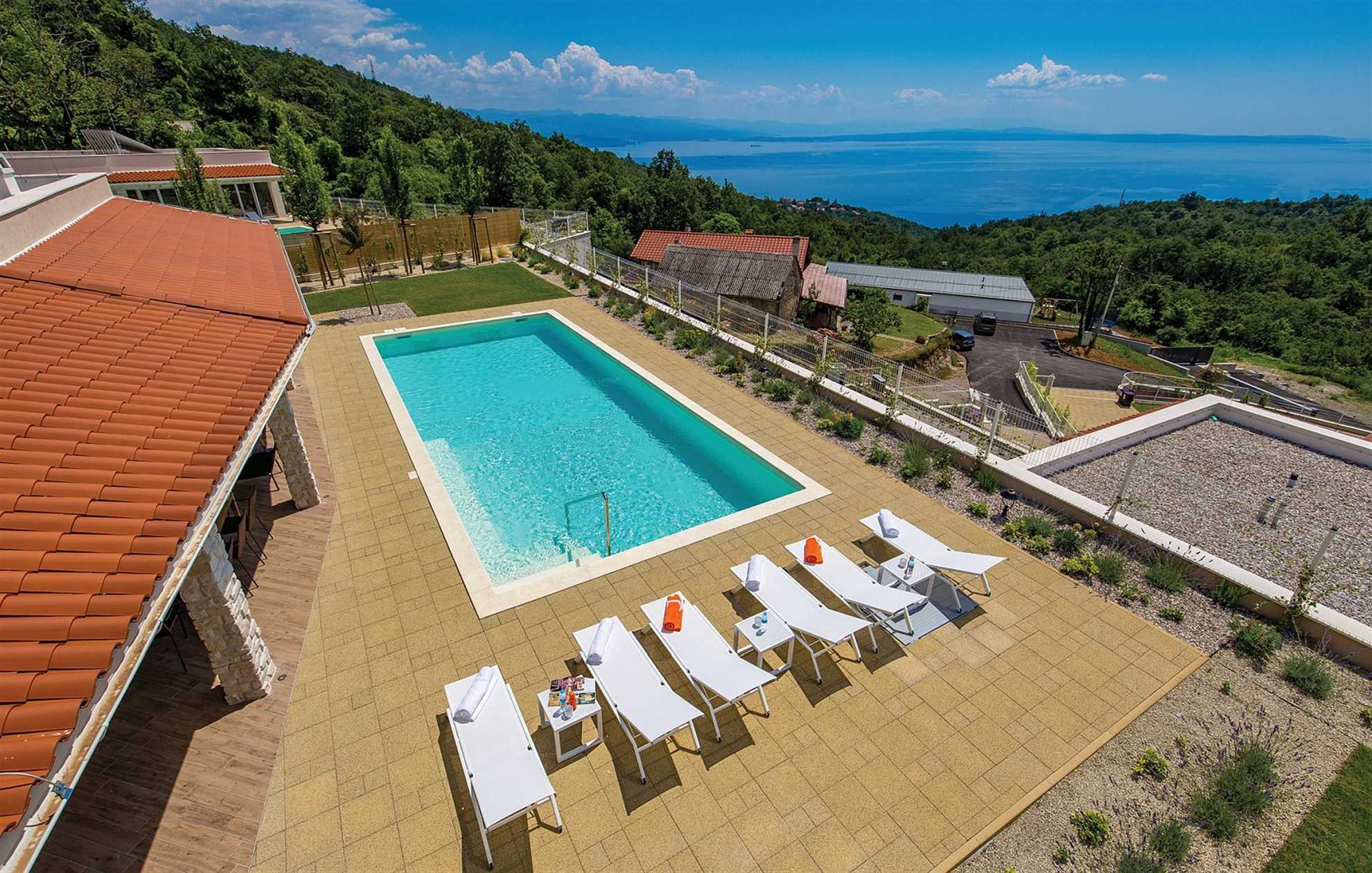 Villa in Veprinac with a stunning view
