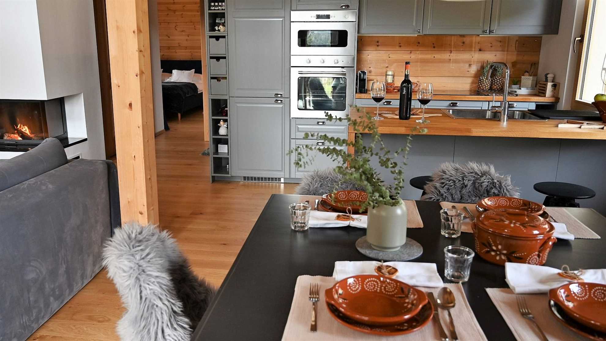 A luxury mountain cabin in Stari Laz featuring a finnish sauna