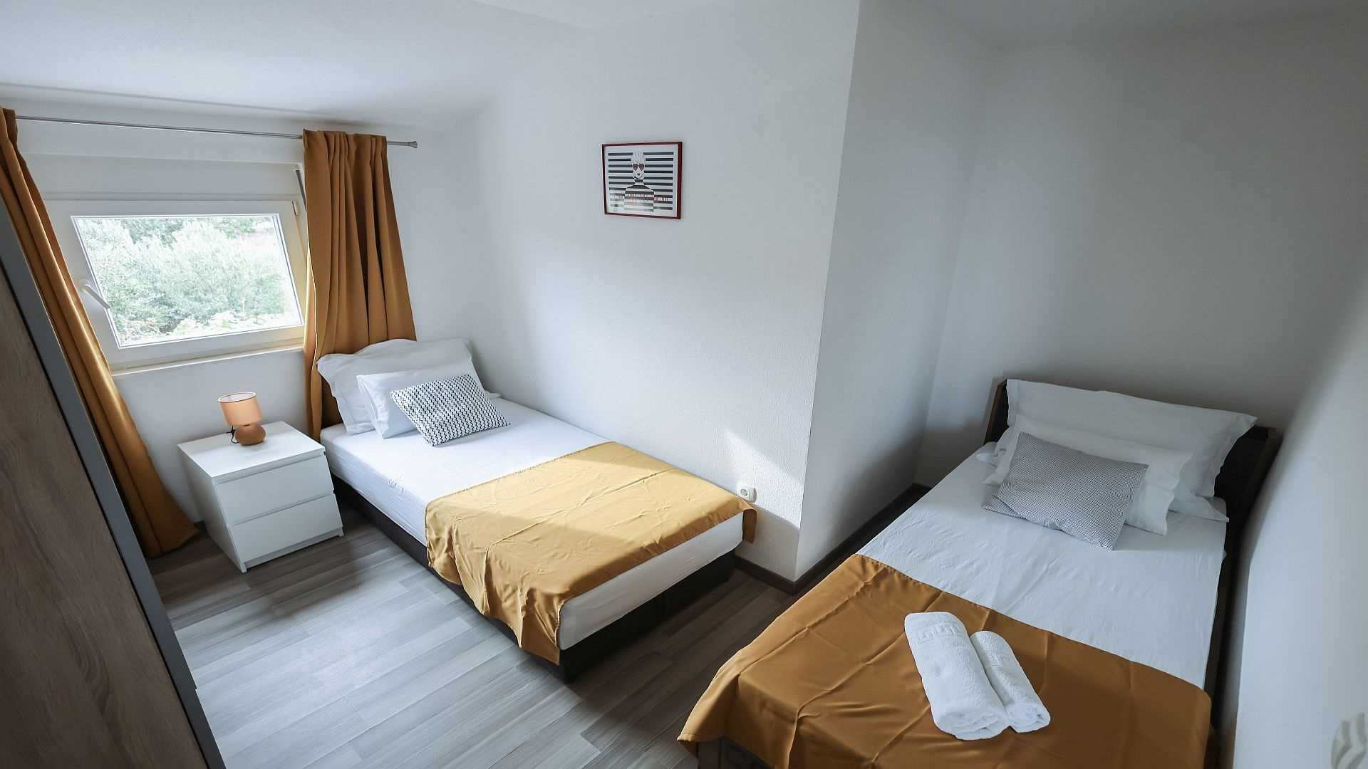 Villa Olea, Rudine