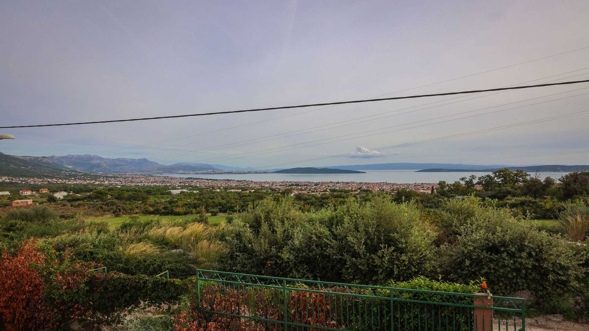 Villa Olea, Rudine