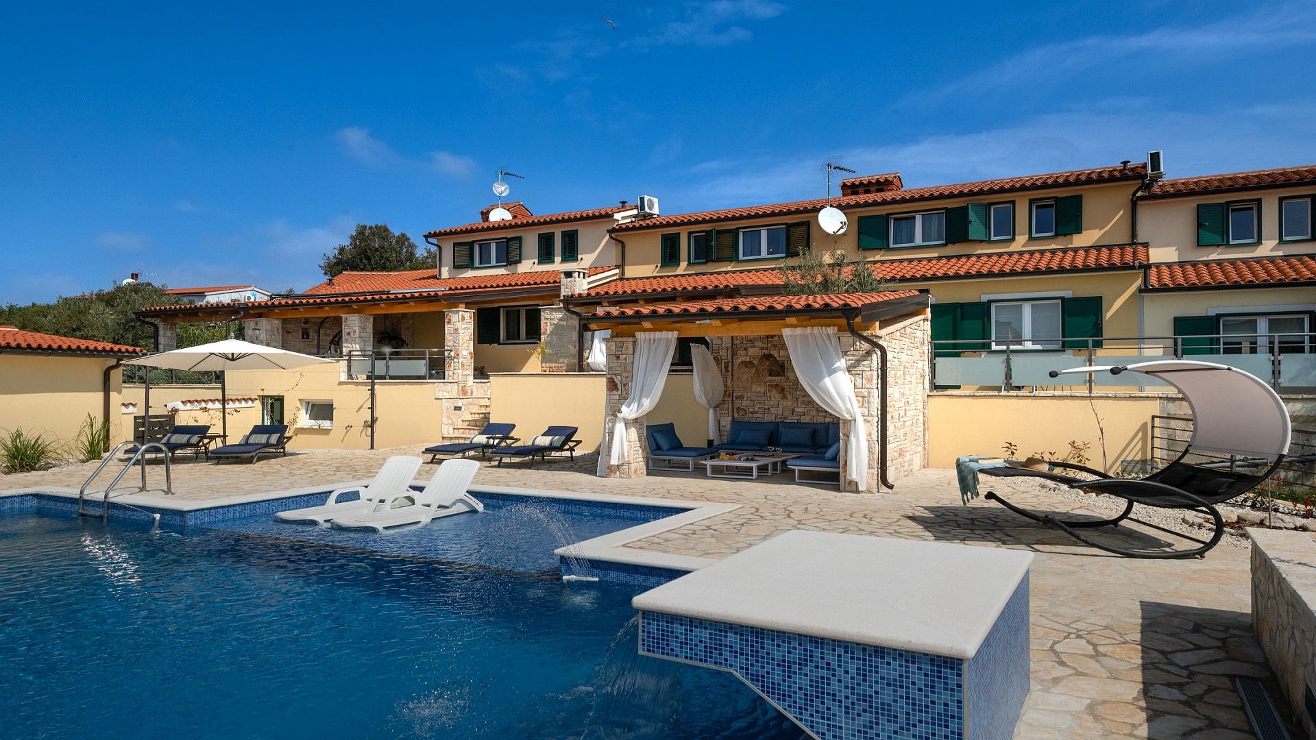 Spacious and richly equipped villa in Vodnjan