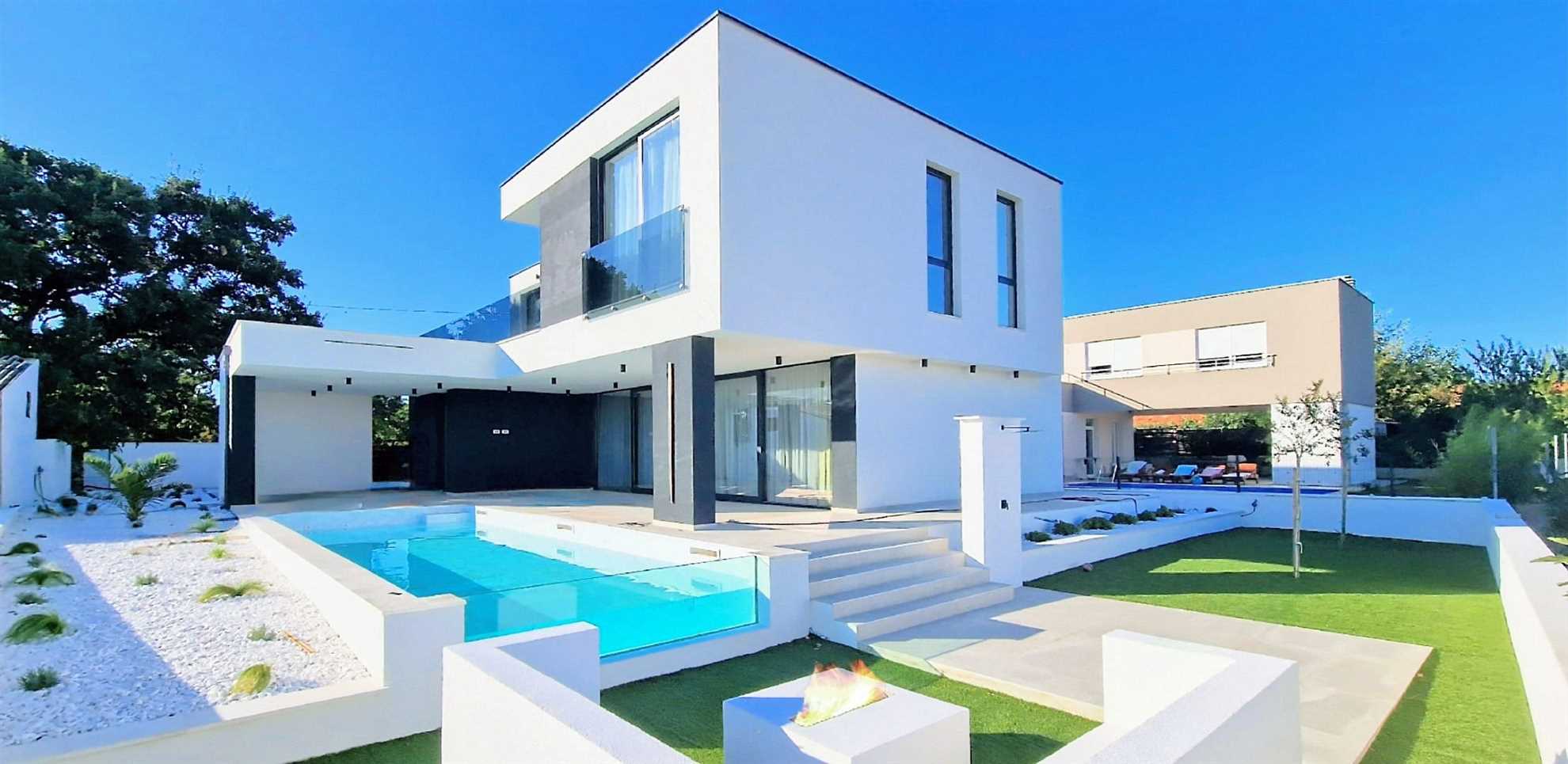 Villa 1, Petrčane