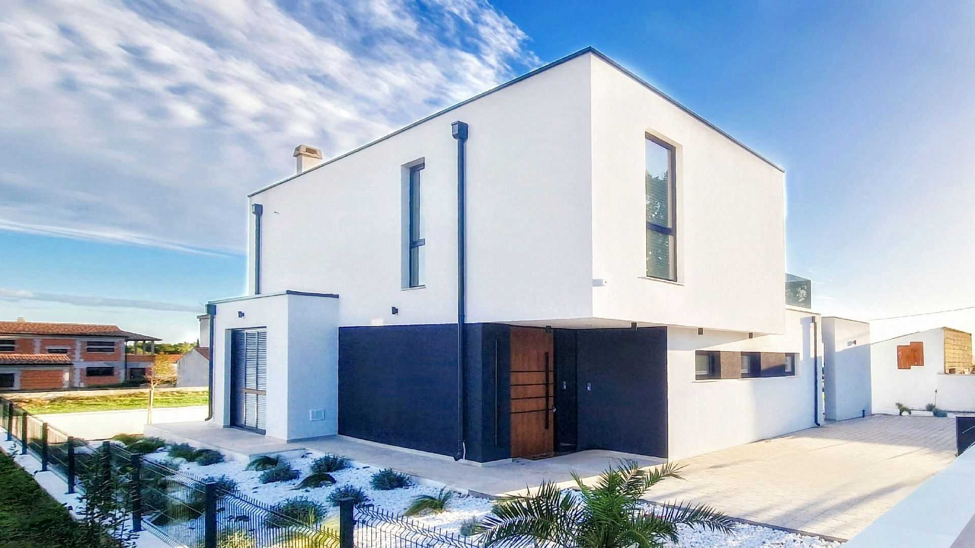 Villa 1, Petrčane