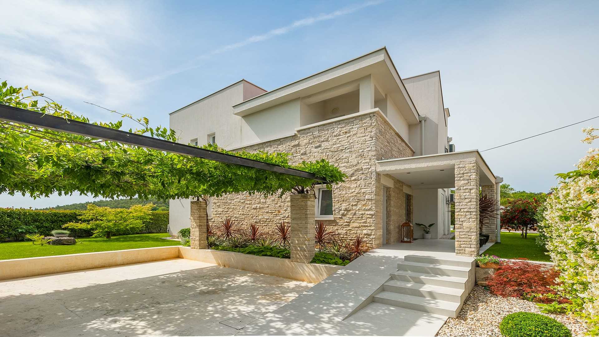 Charming villa with a pool