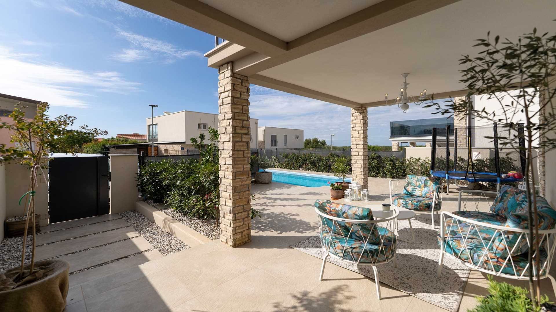 Villa Summer