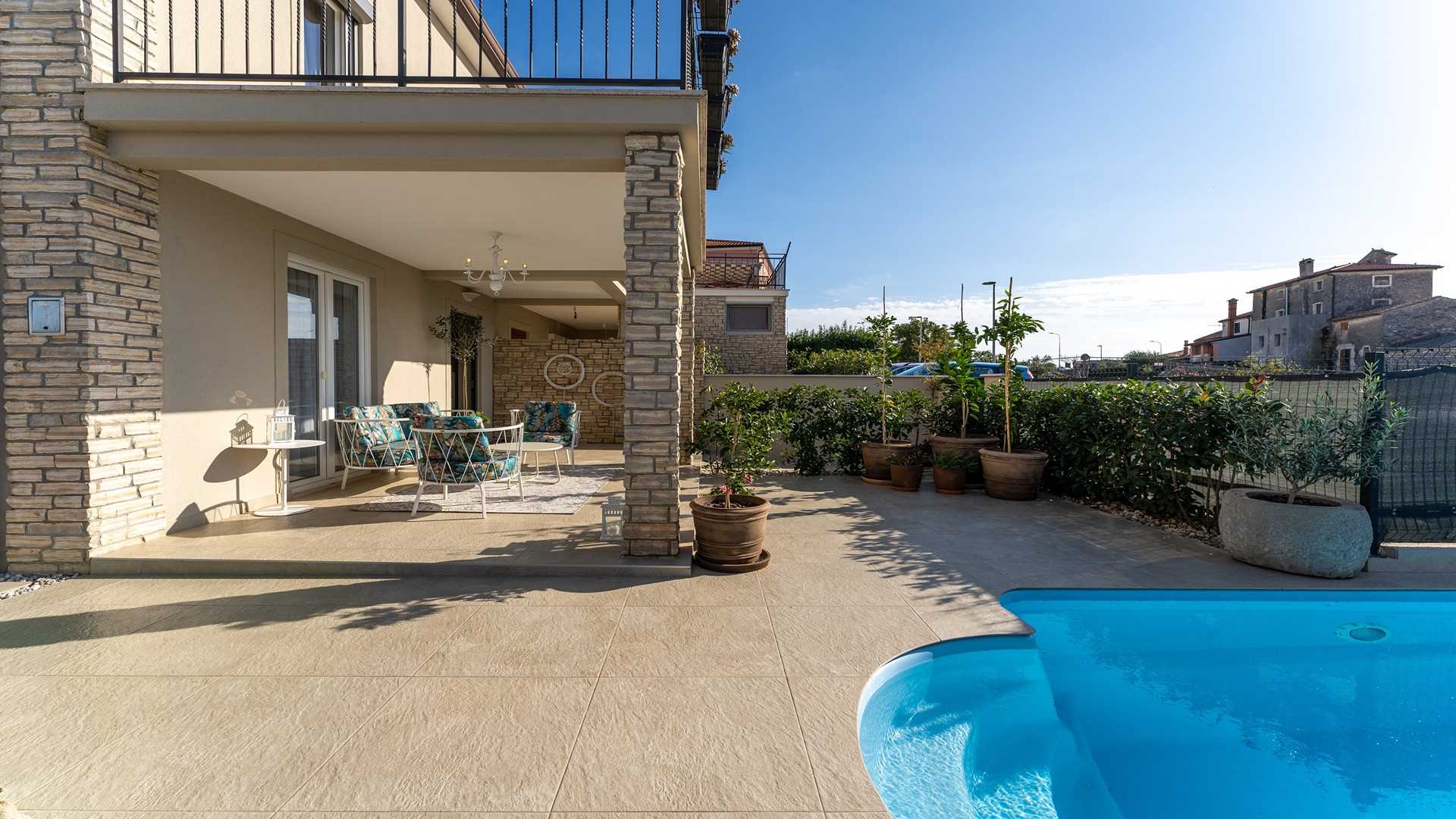 Villa Summer