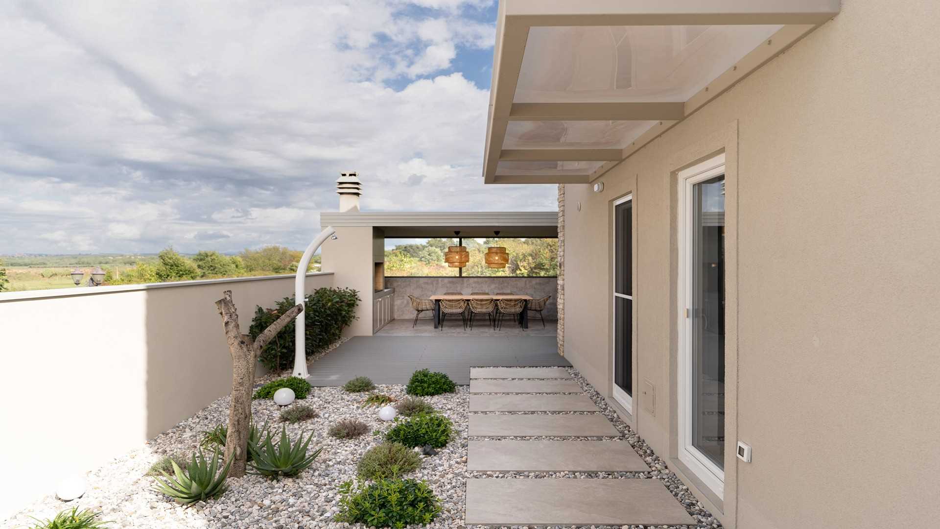 Villa Summer