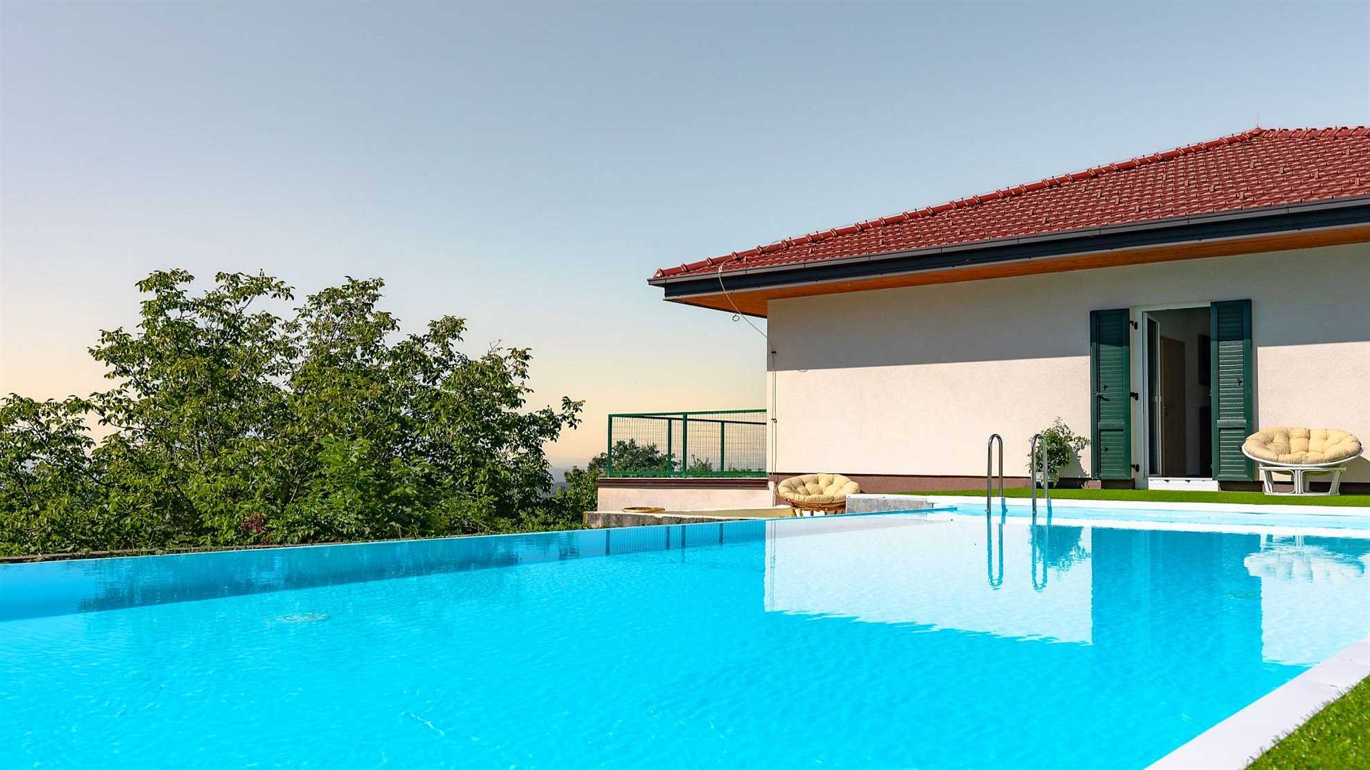 Modern countryside villa with a pool and spa