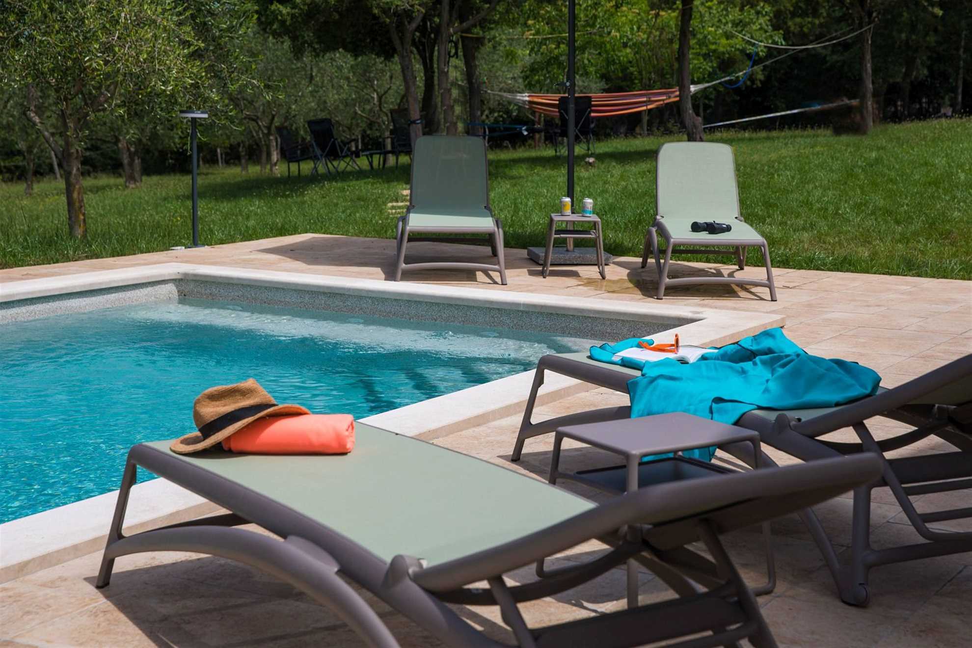 Family villa with a pool and a large garden