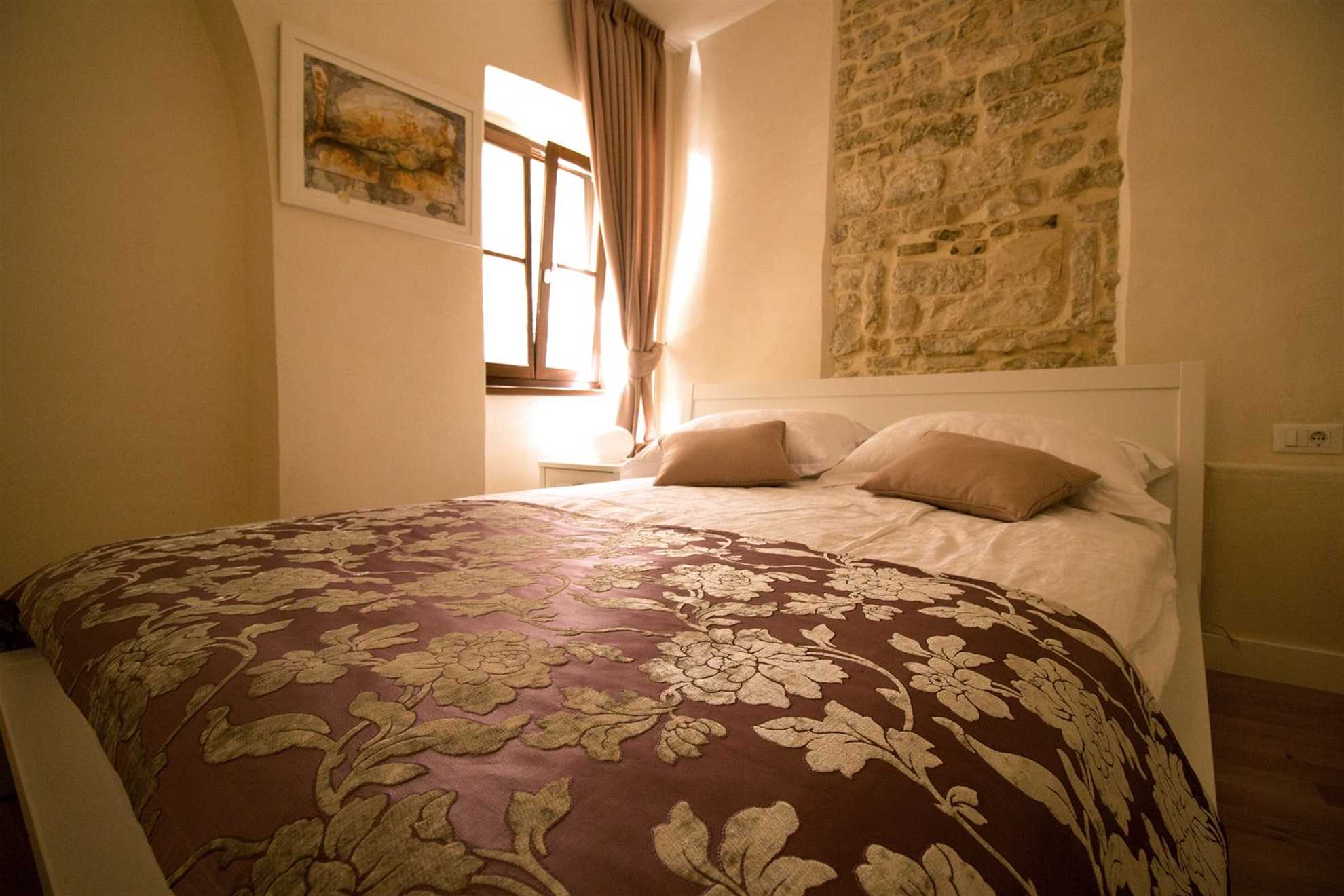 Heritage town house in the historical center of Bale