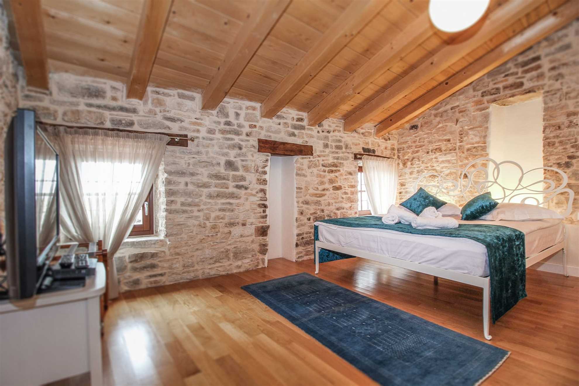 Heritage town house in the historical center of Bale