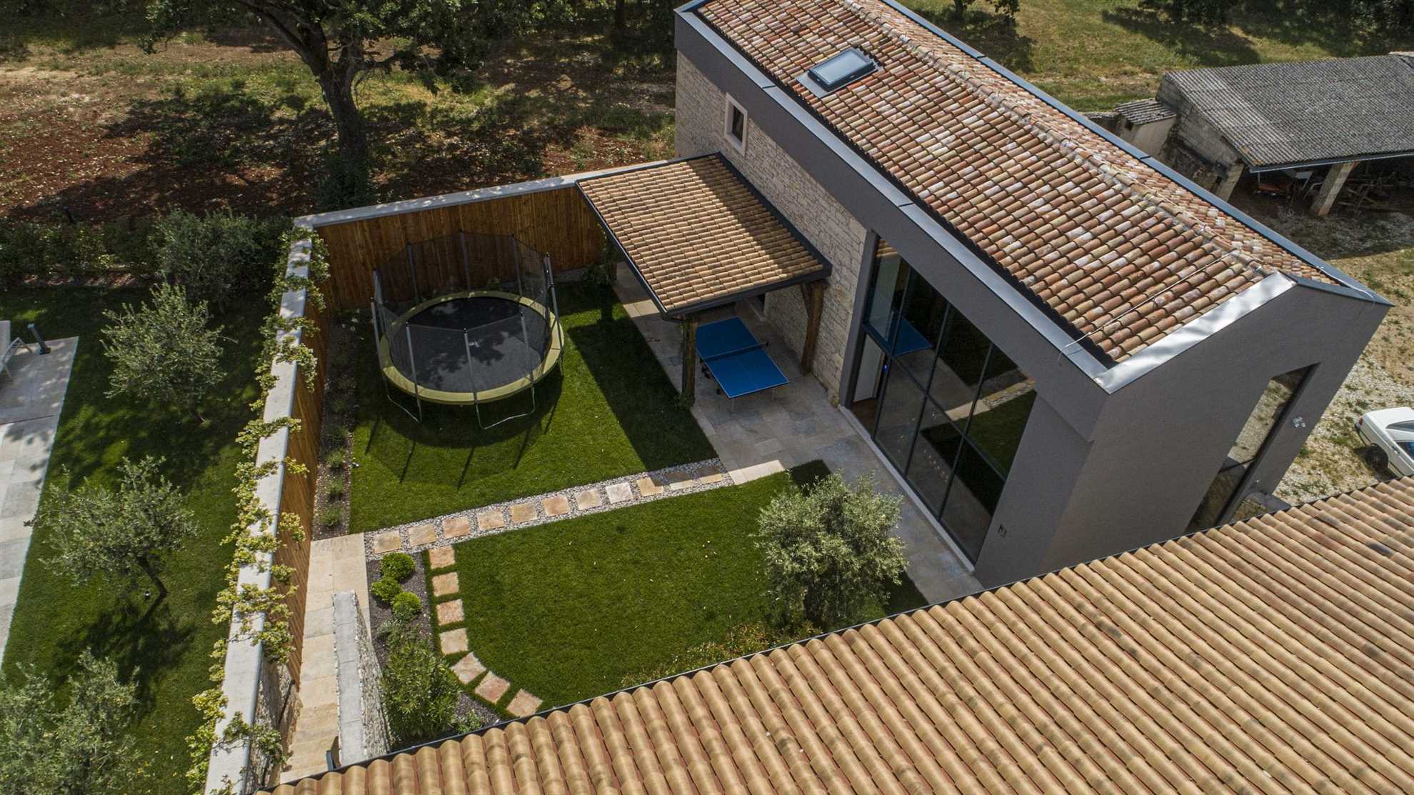 Luxurious complex for large groups in Barat in Istria