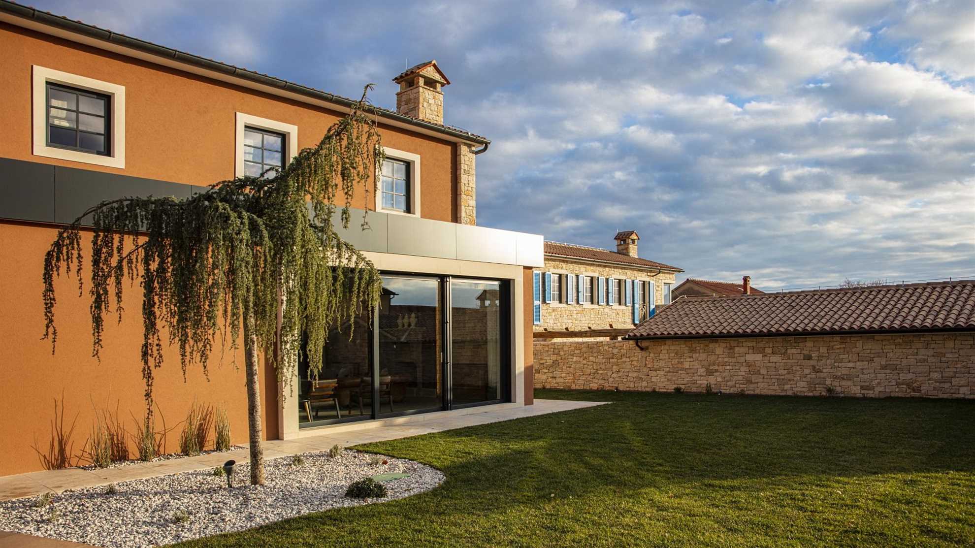 Luxurious complex for large groups in Barat in Istria