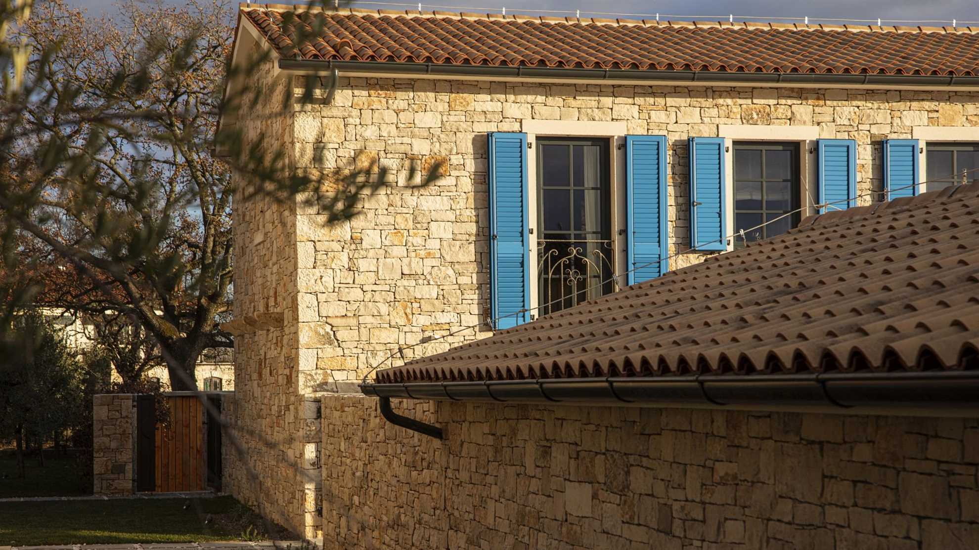Luxurios villa with swimming pool on private estate in Barat