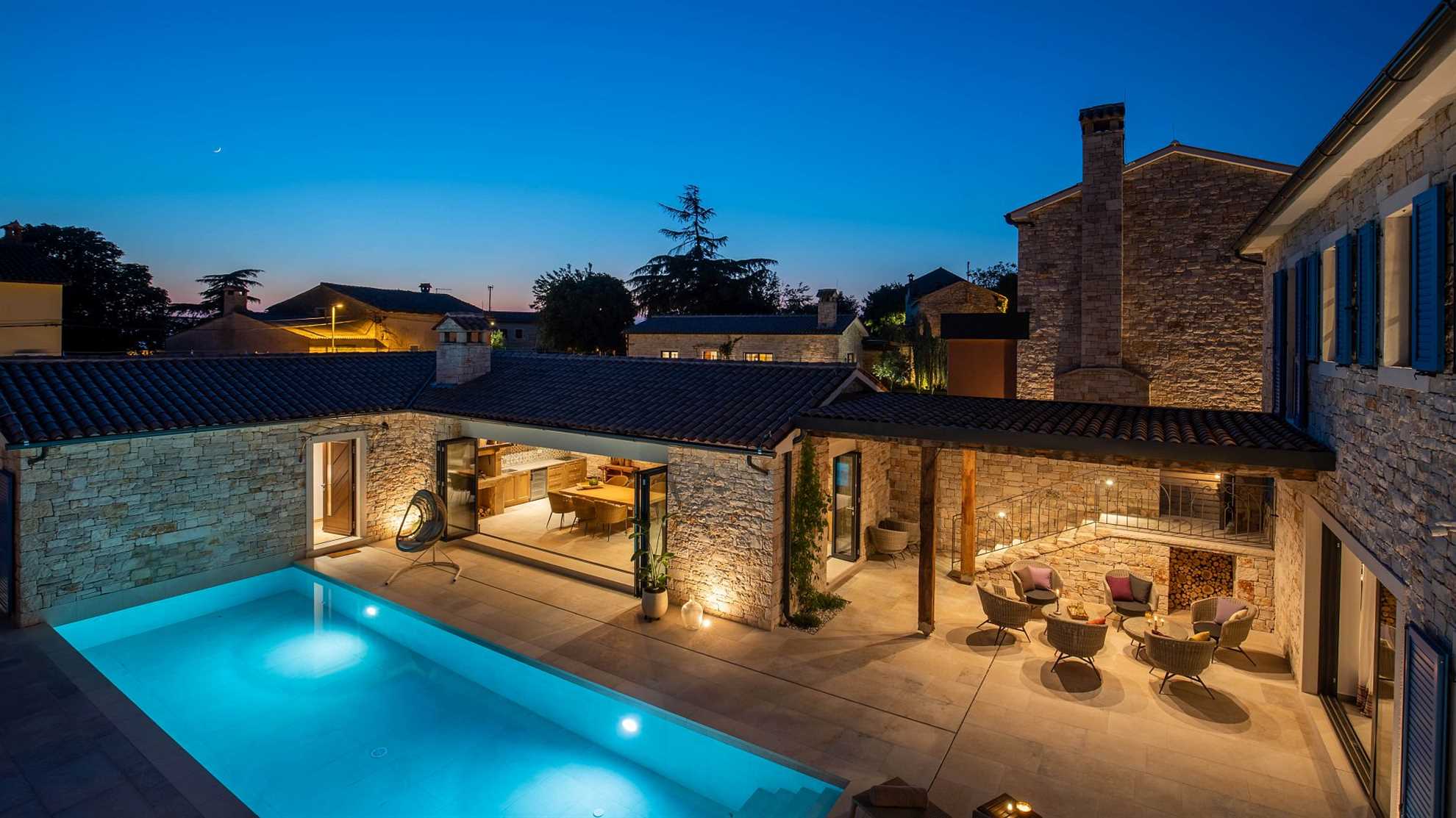 Luxurios villa with swimming pool on private estate in Barat