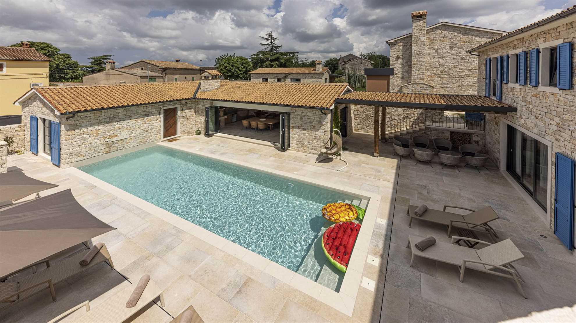 Luxurios villa with swimming pool on private estate in Barat