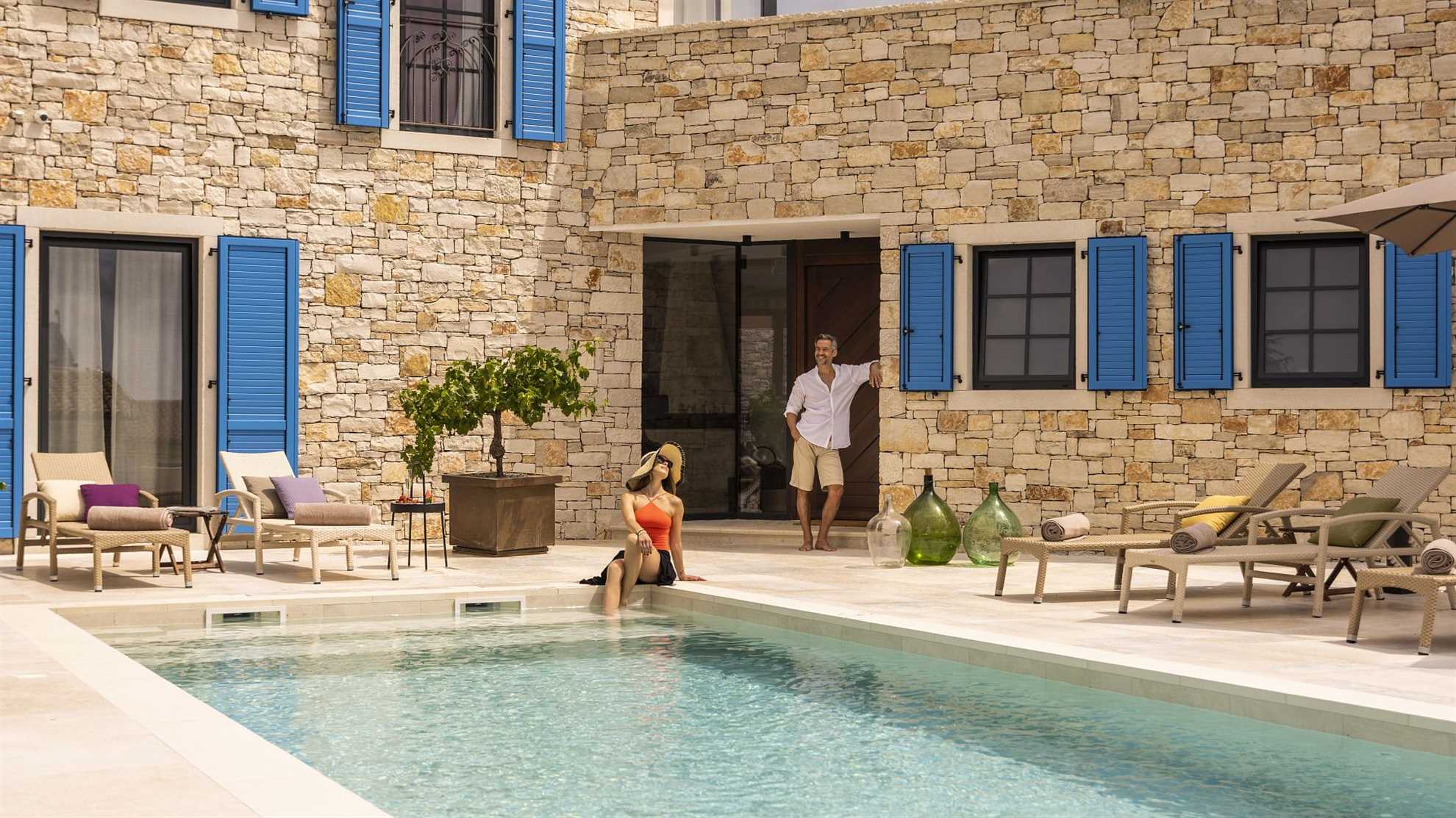 Luxurios villa with swimming pool on private estate in Barat