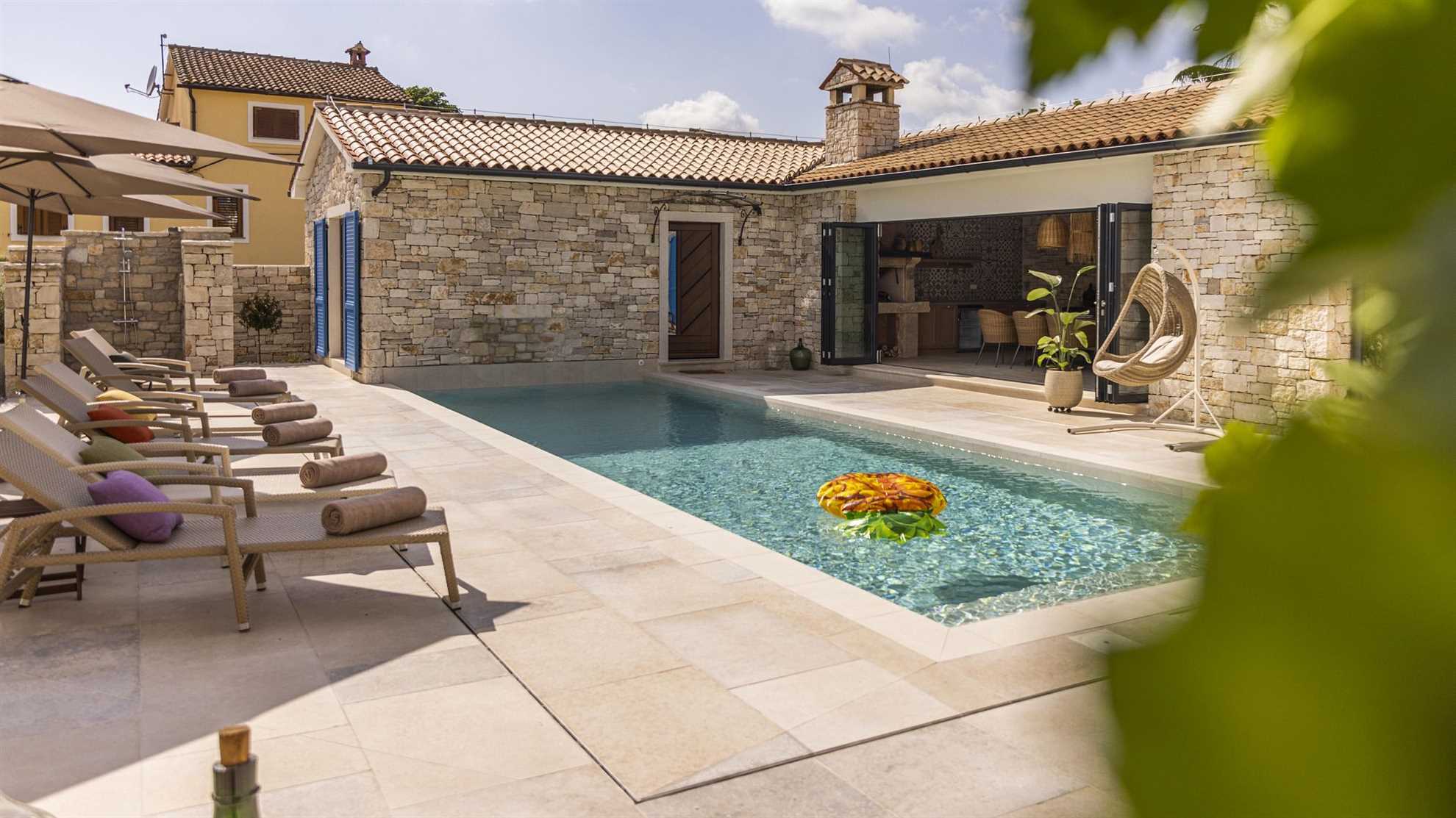 Luxurios villa with swimming pool on private estate in Barat