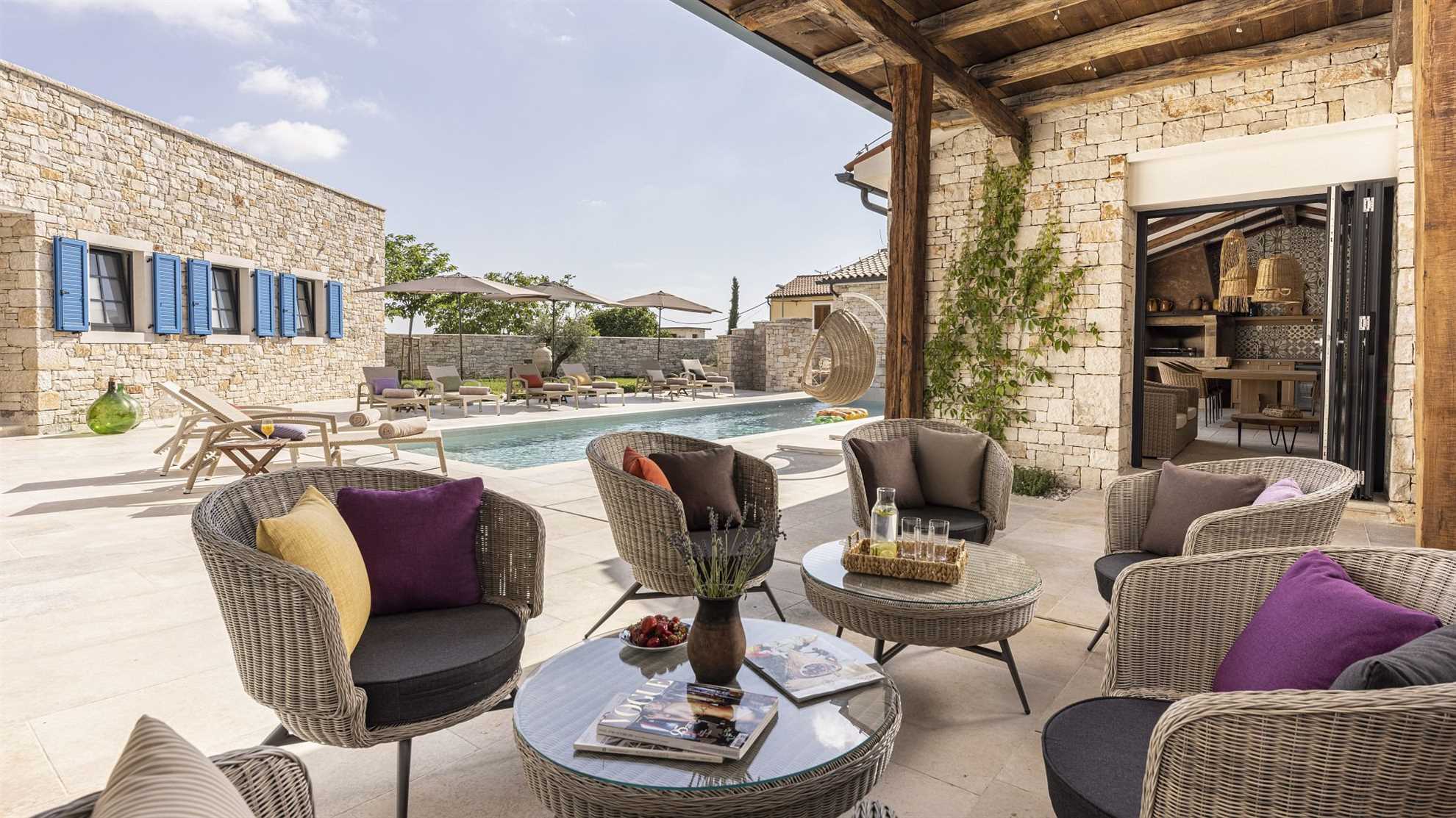 Luxurios villa with swimming pool on private estate in Barat