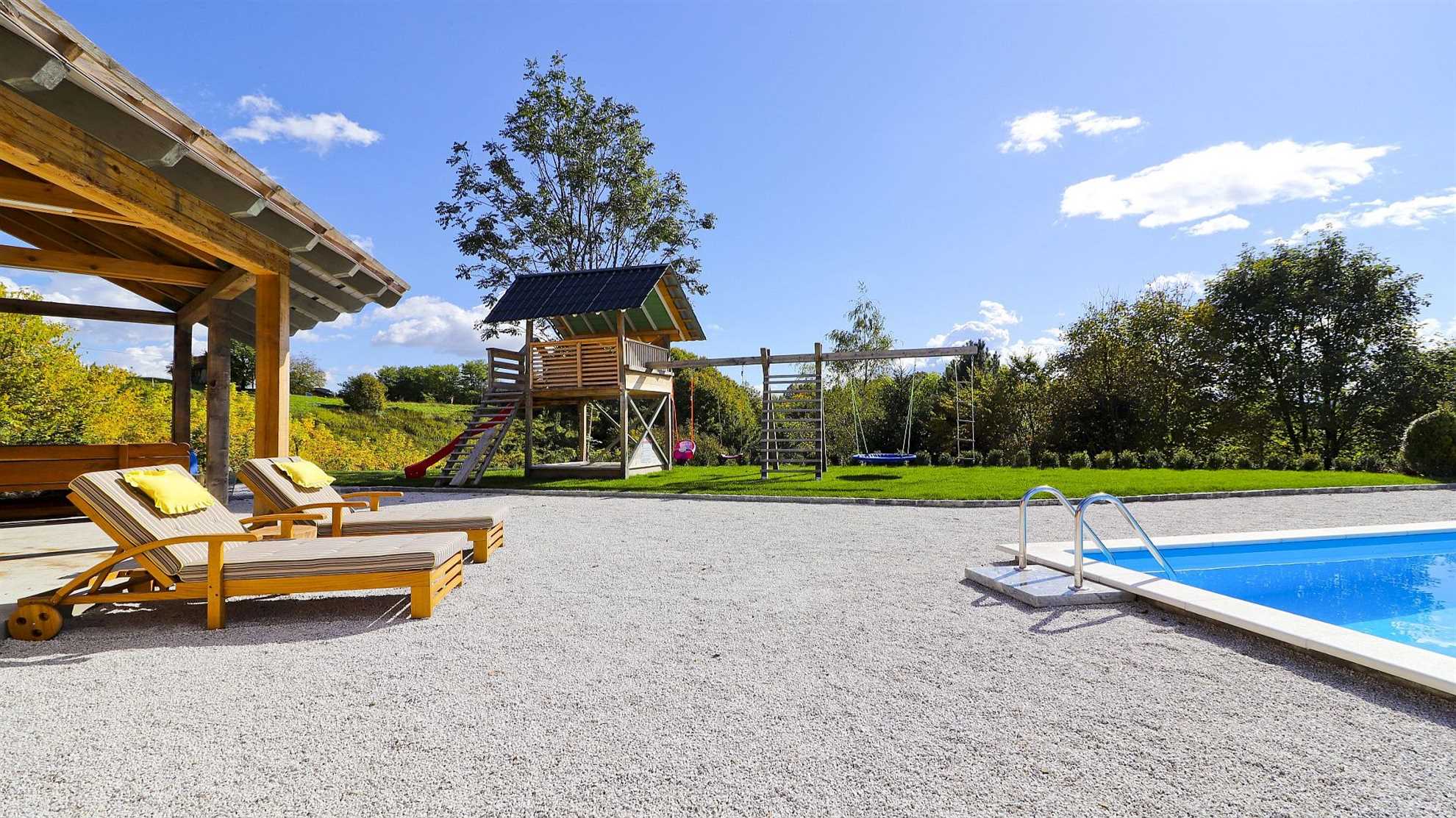 Ideal home in nature with swimming pool in Gornja Voća