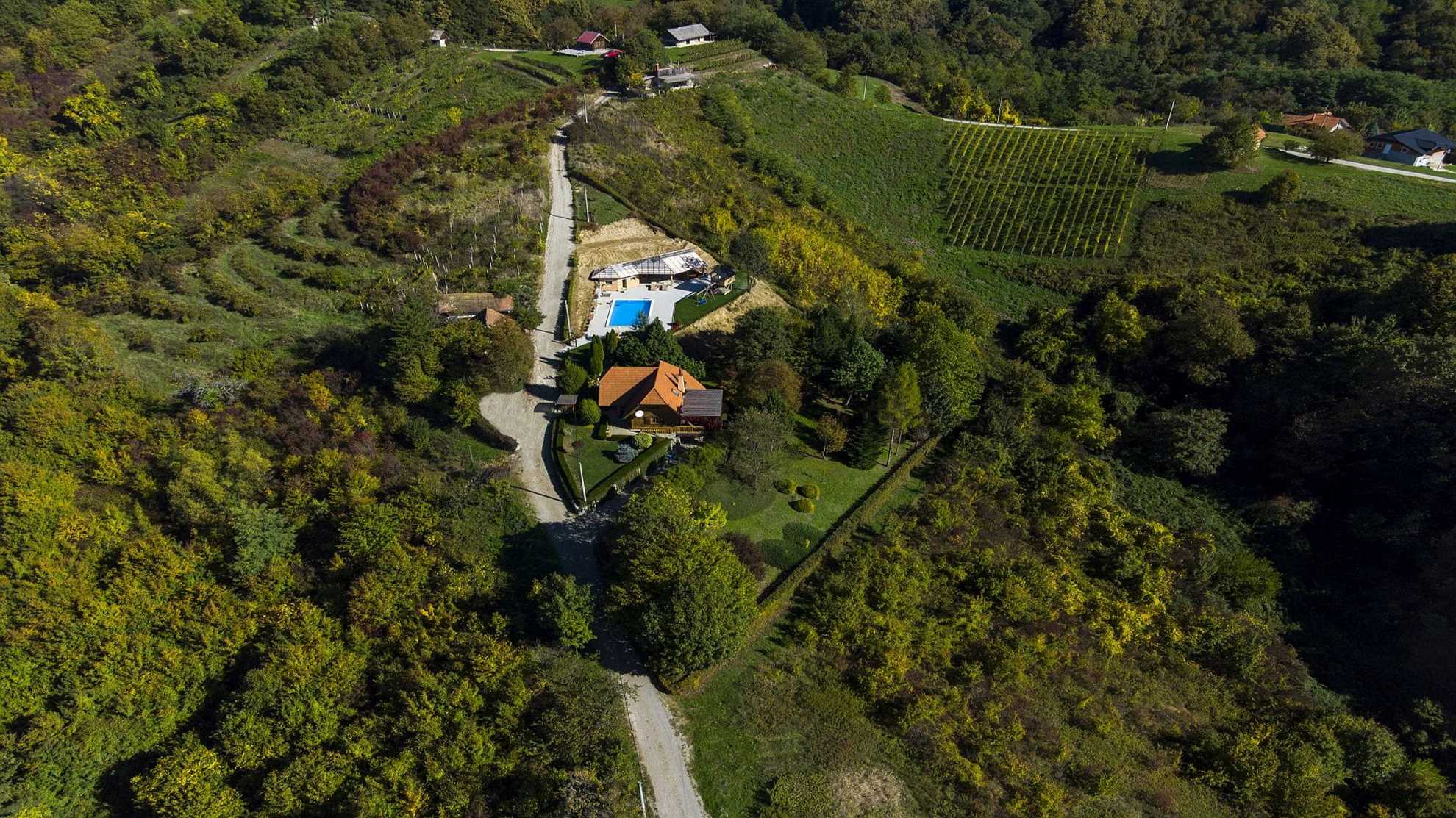 Ideal home in nature with swimming pool in Gornja Voća