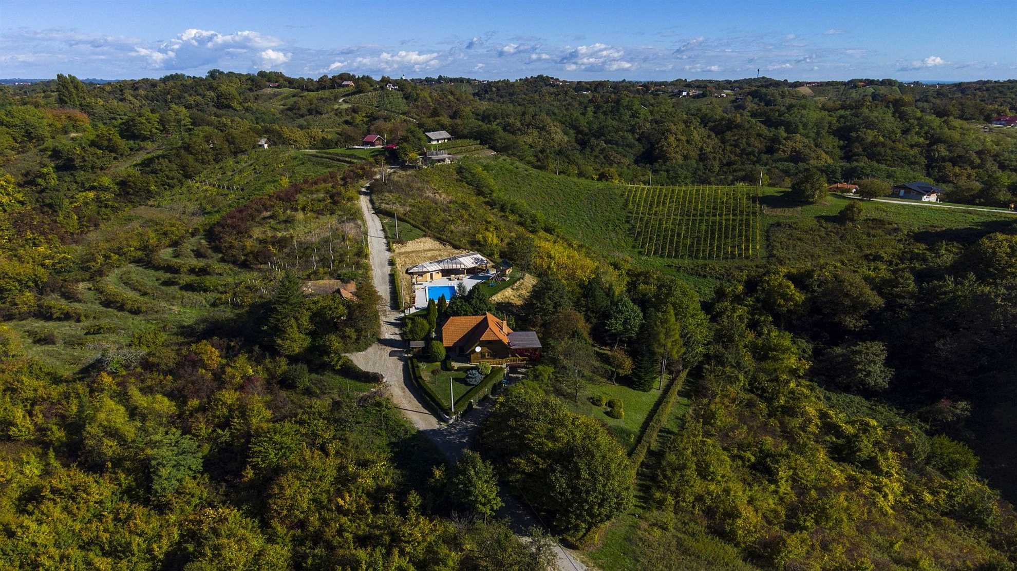 Ideal home in nature with swimming pool in Gornja Voća