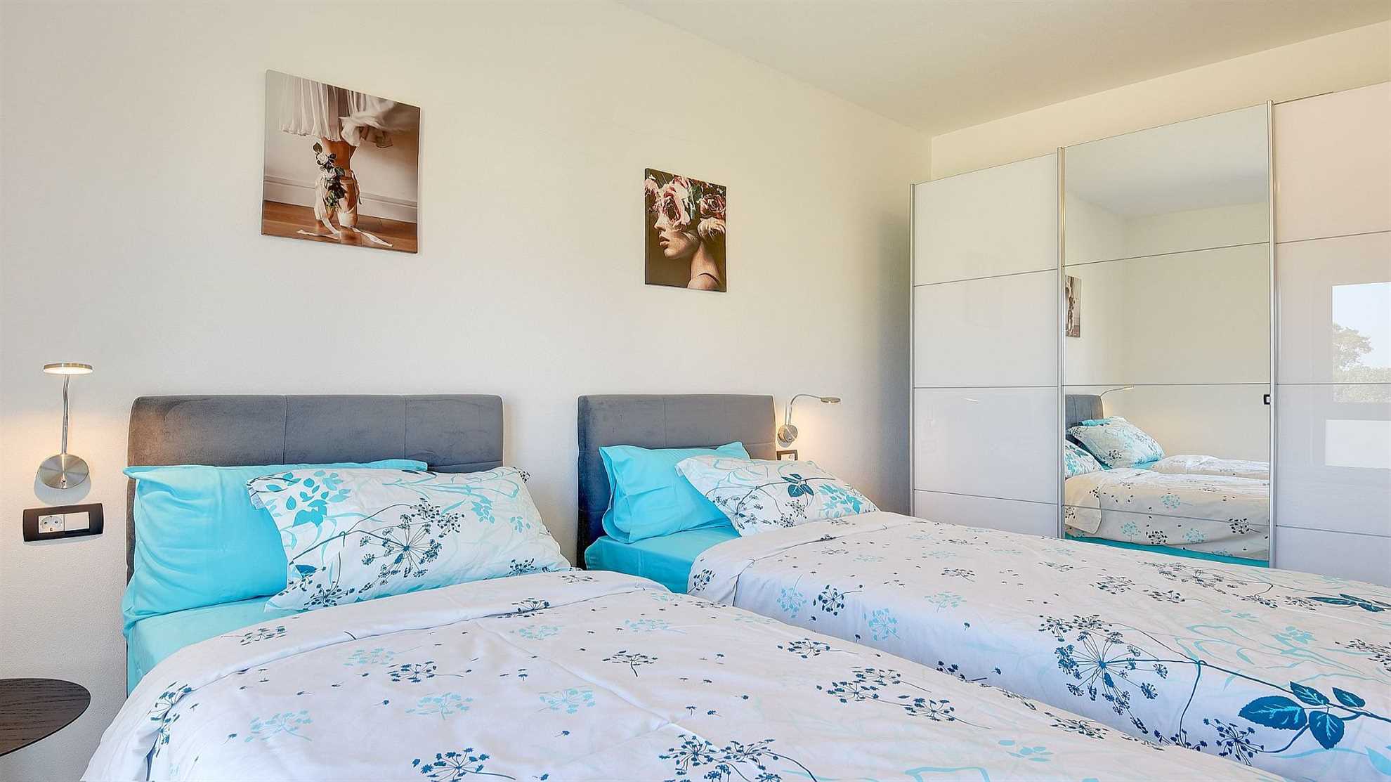 Beautiful contemporary poolside villa in Pula