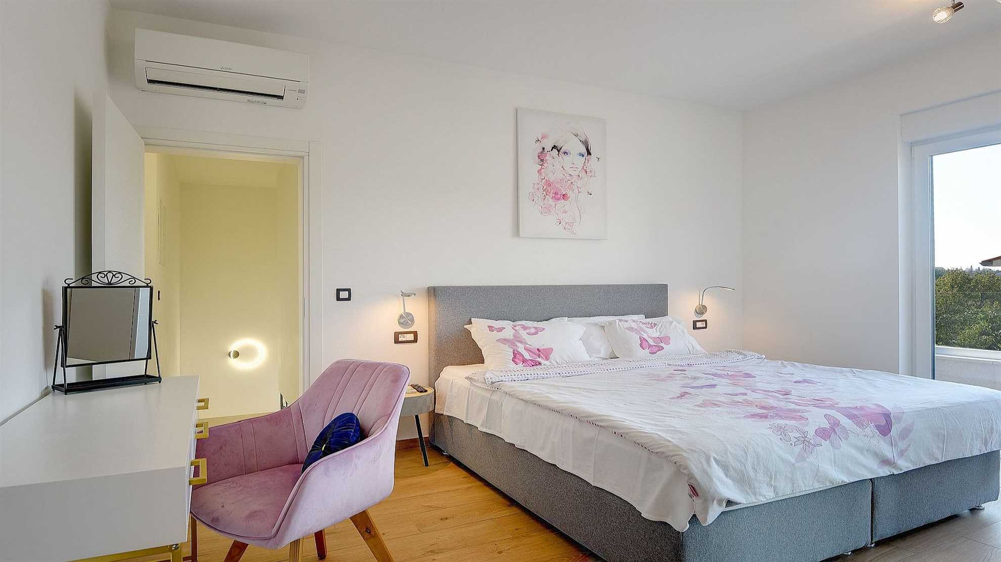 Luxurious complex with two swimming pools in Pula