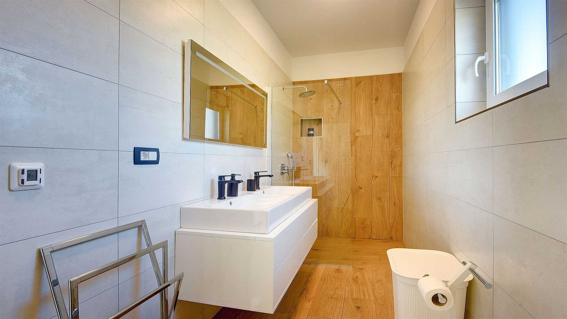 Luxurious complex with two swimming pools in Pula