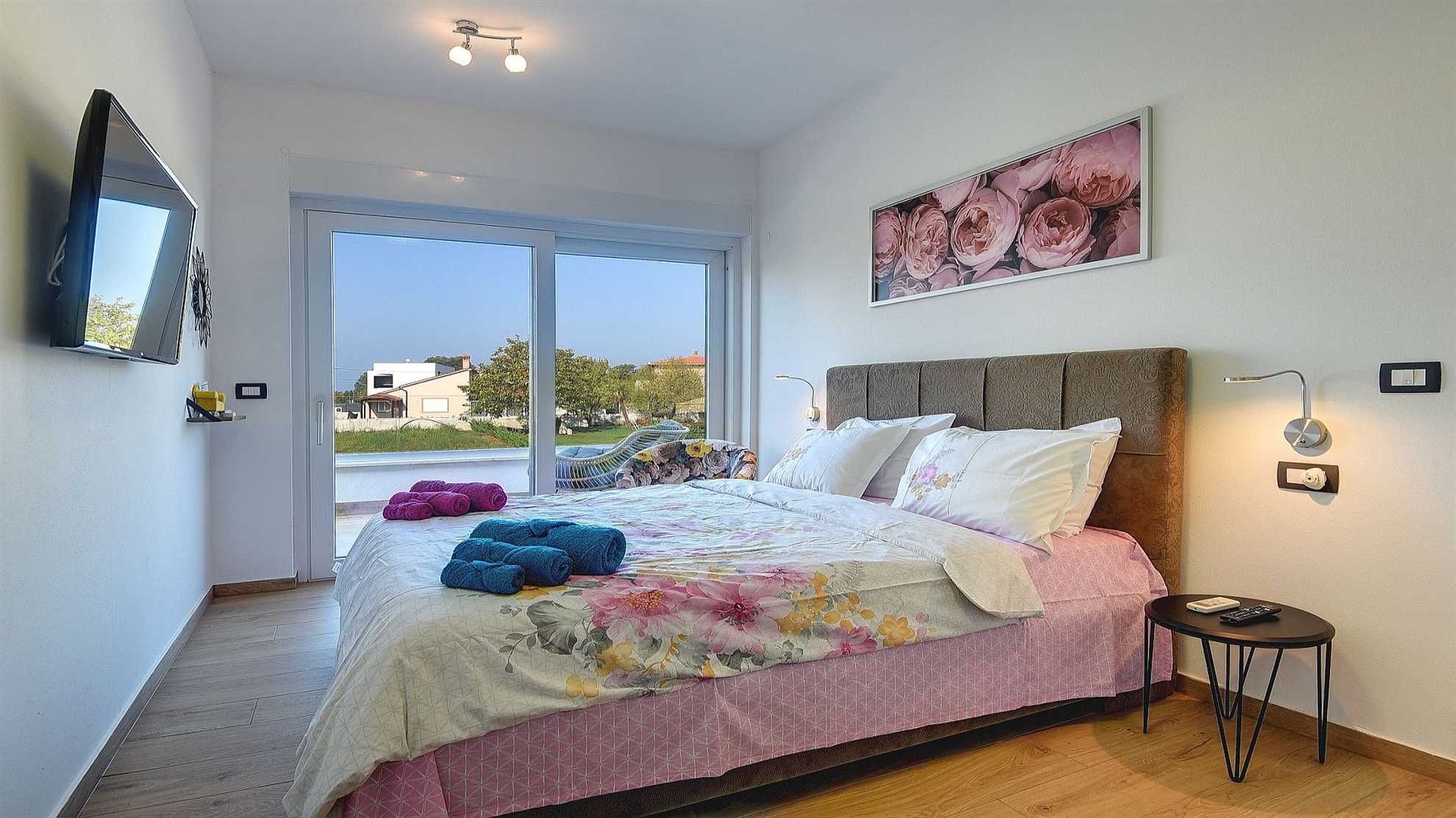 Luxurious complex with two swimming pools in Pula