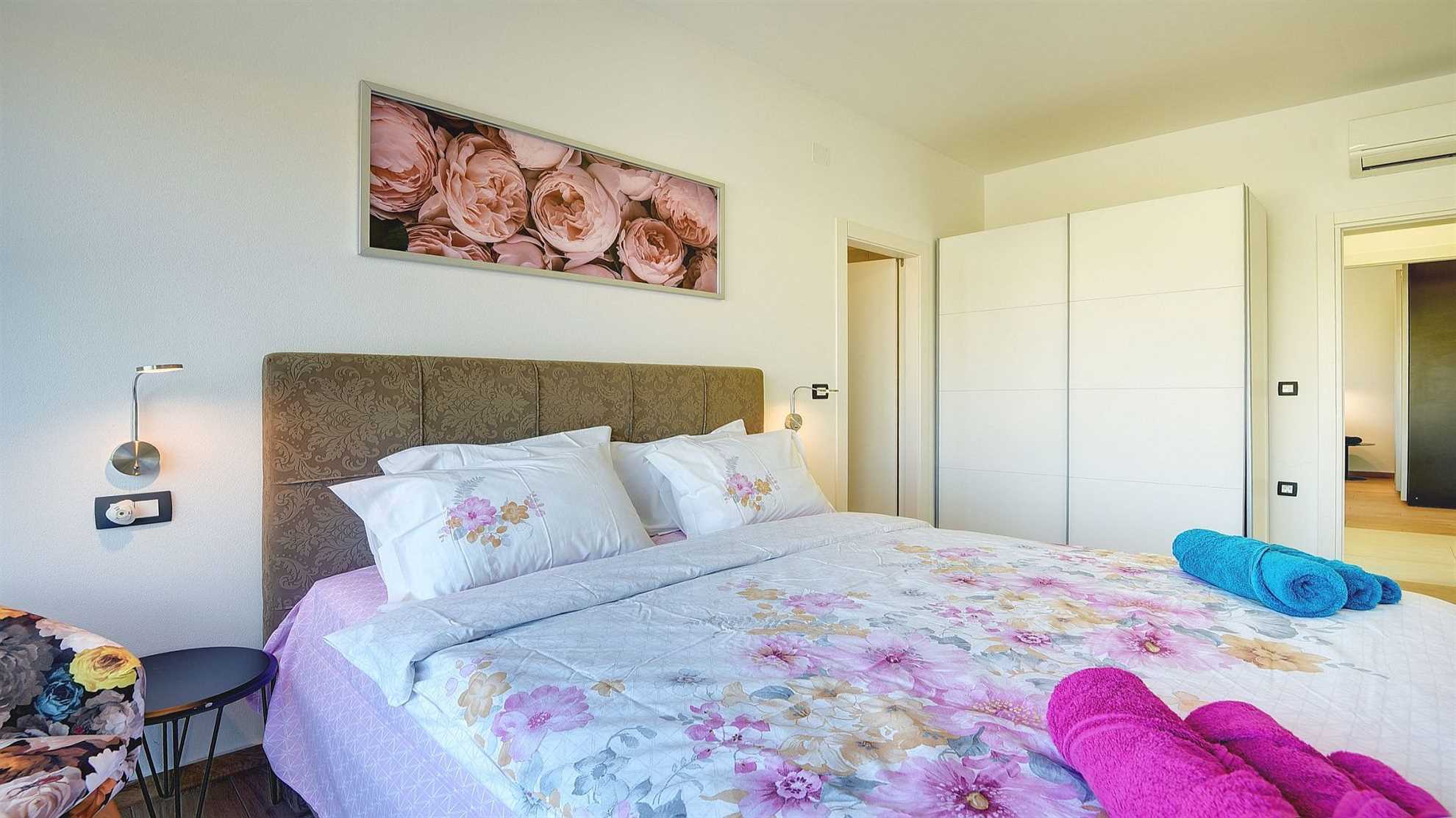 Luxurious complex with two swimming pools in Pula