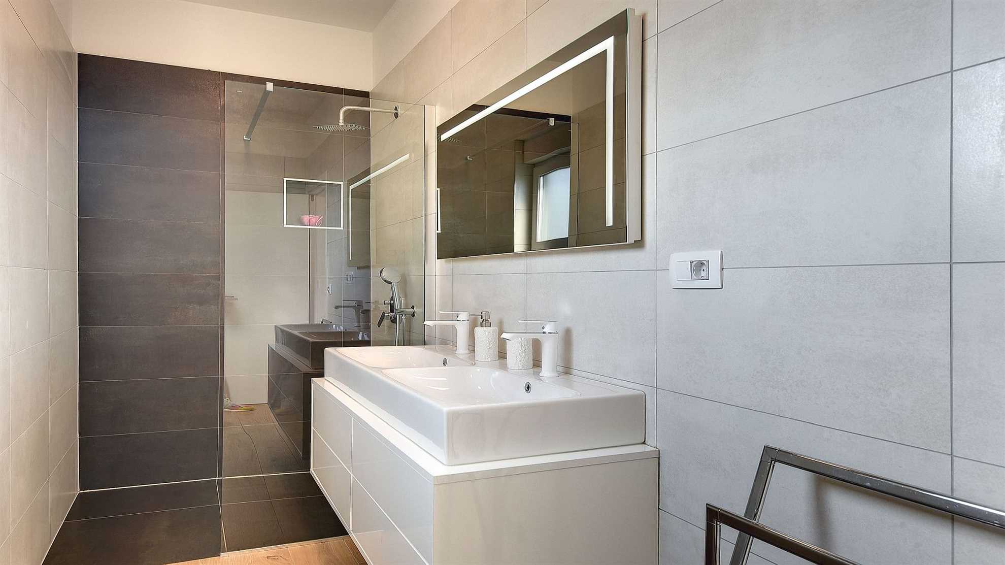 Luxurious complex with two swimming pools in Pula