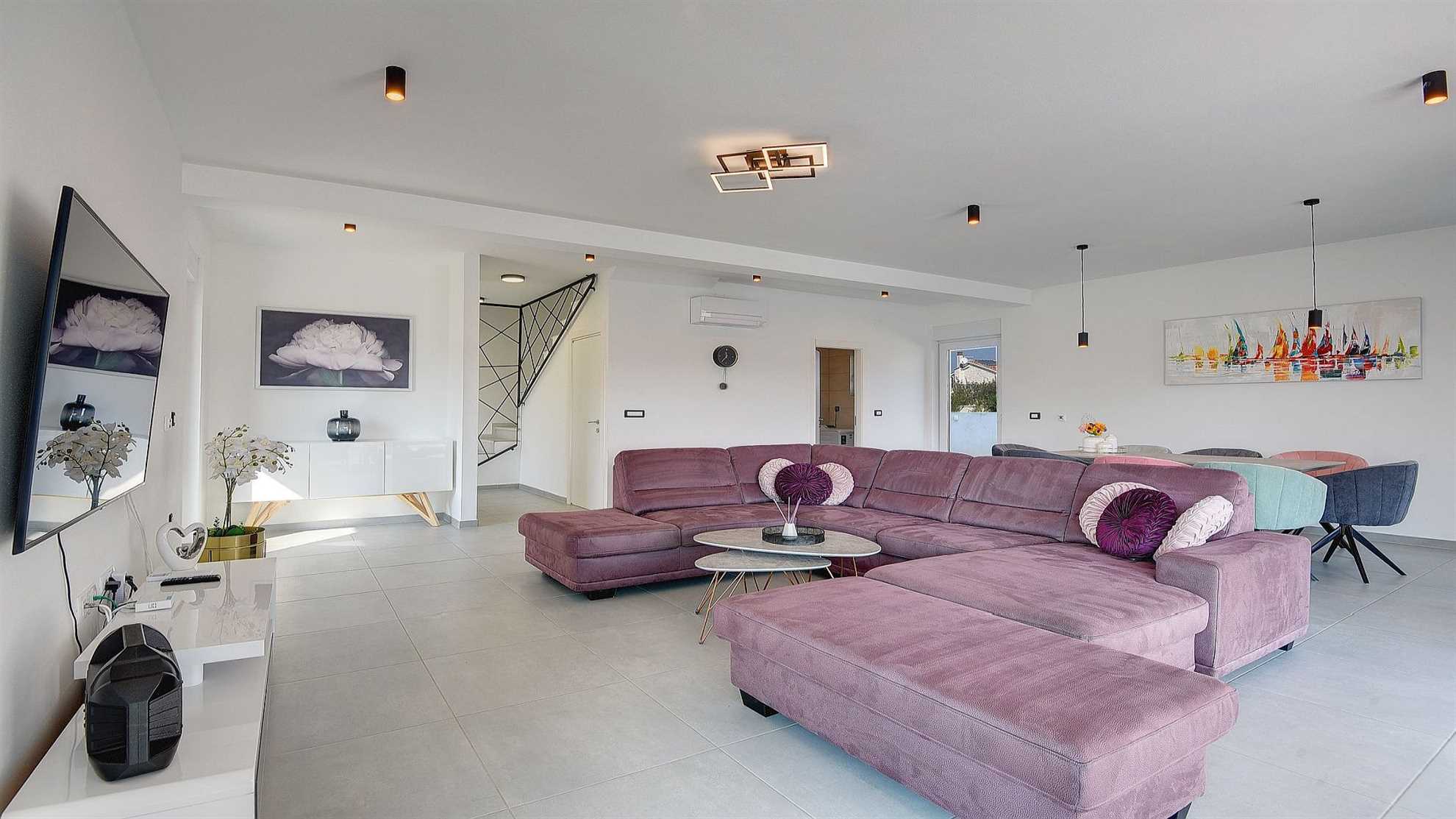 Luxurious complex with two swimming pools in Pula