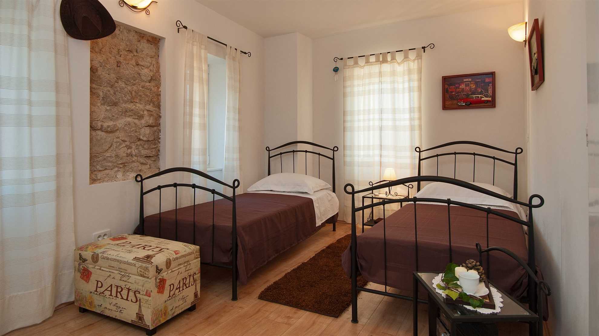 Lovely and traditional stone villa in Donje Selo