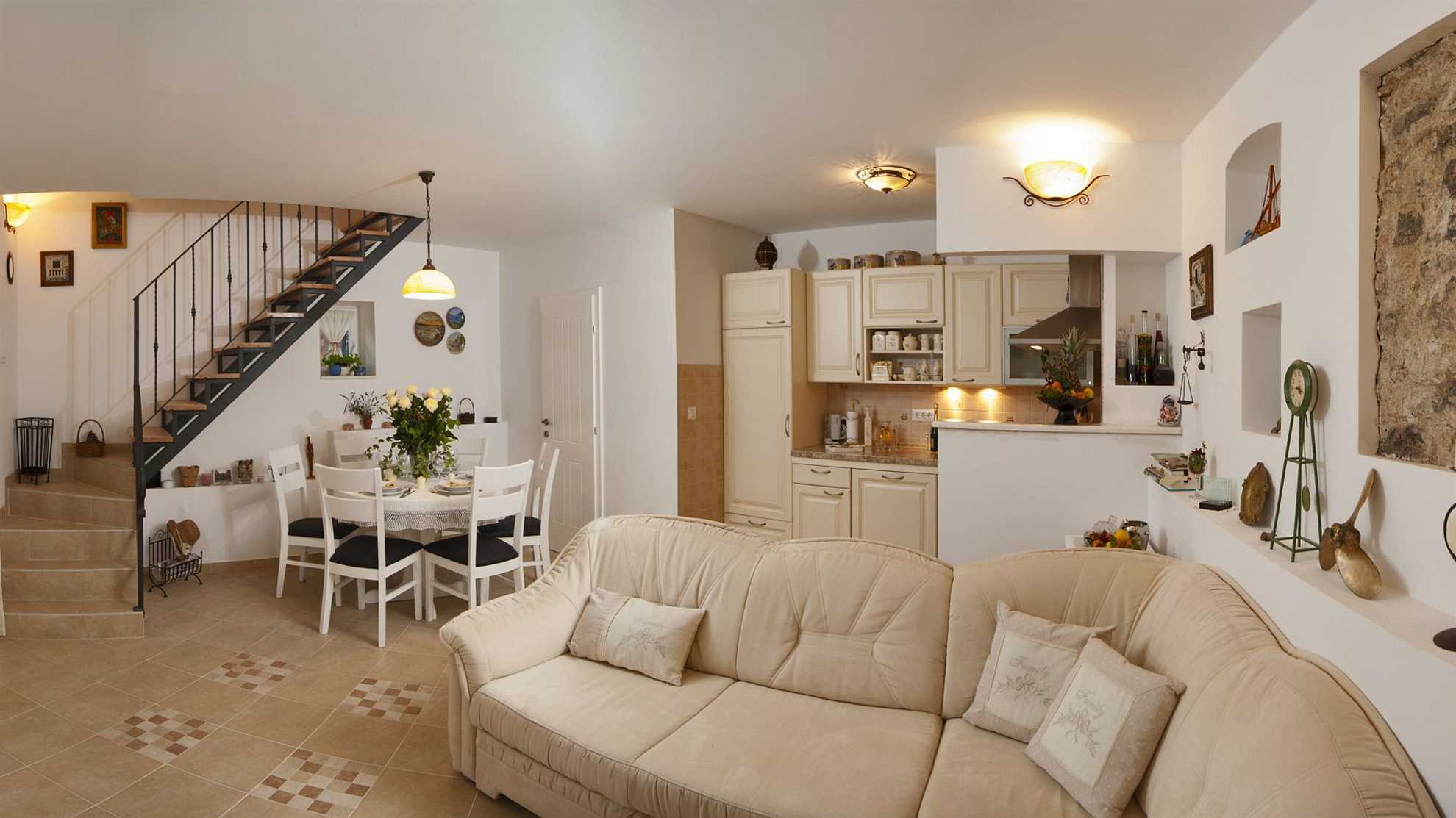 Lovely and traditional stone villa in Donje Selo