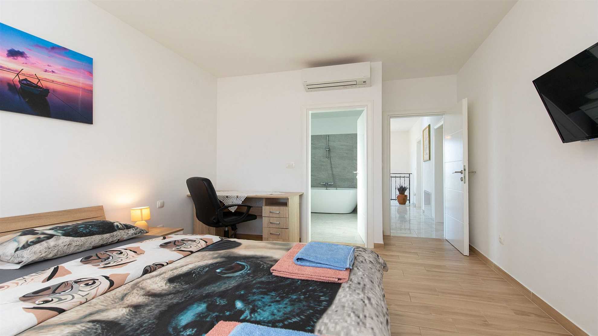 A lovely holiday house close to the beach in Krk