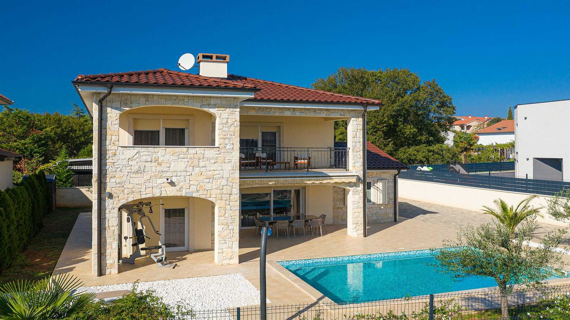 A lovely holiday house close to the beach in Krk