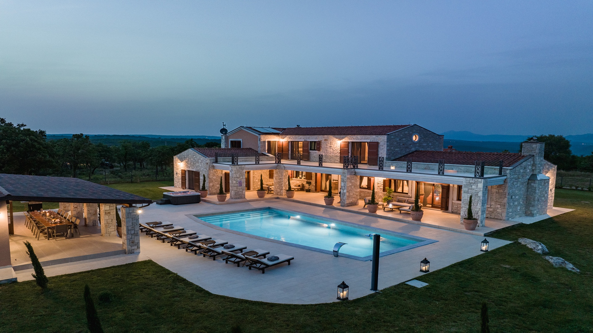 Luxurious poolside villa on spacious estate