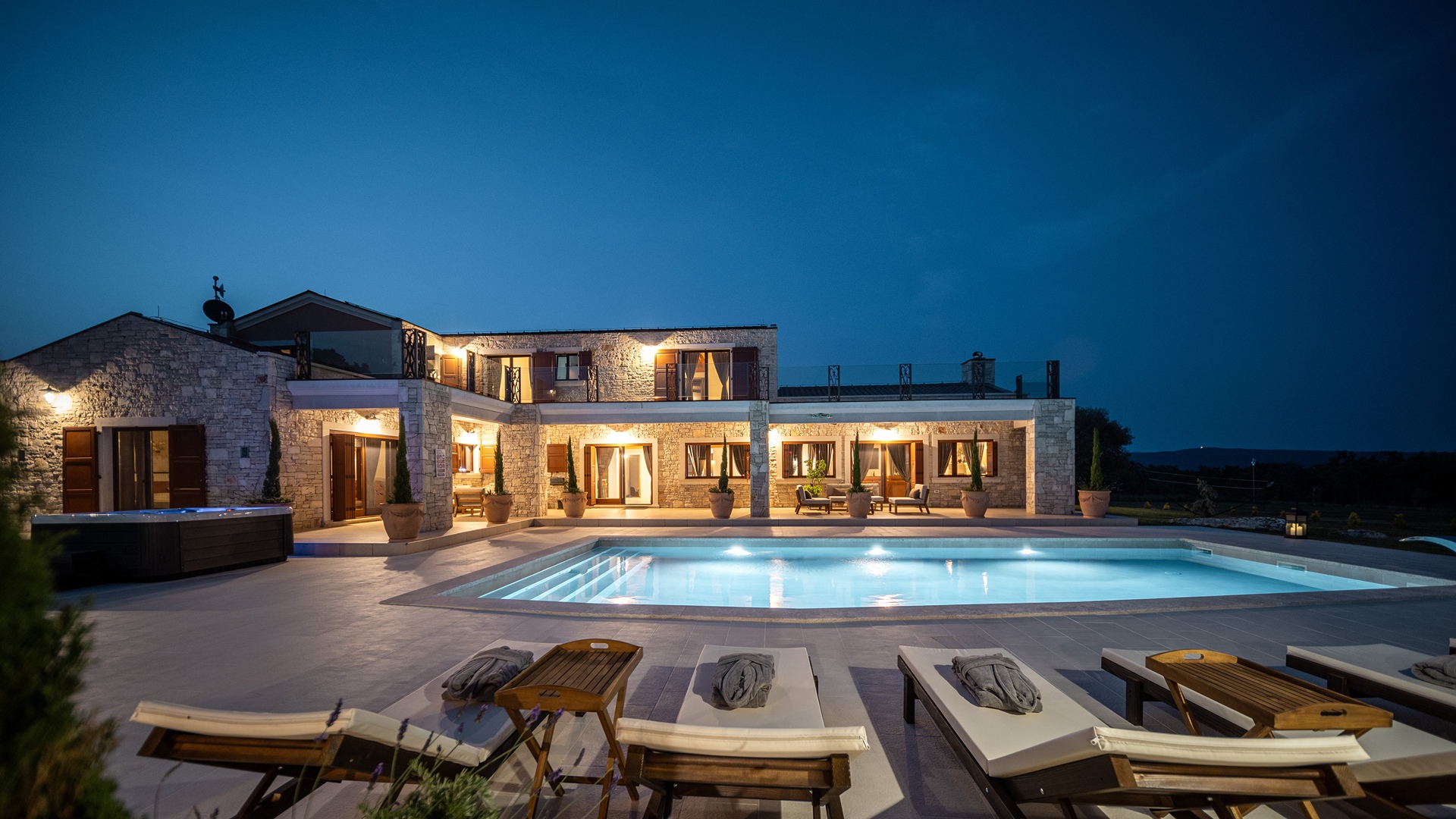 Luxurious poolside villa on spacious estate