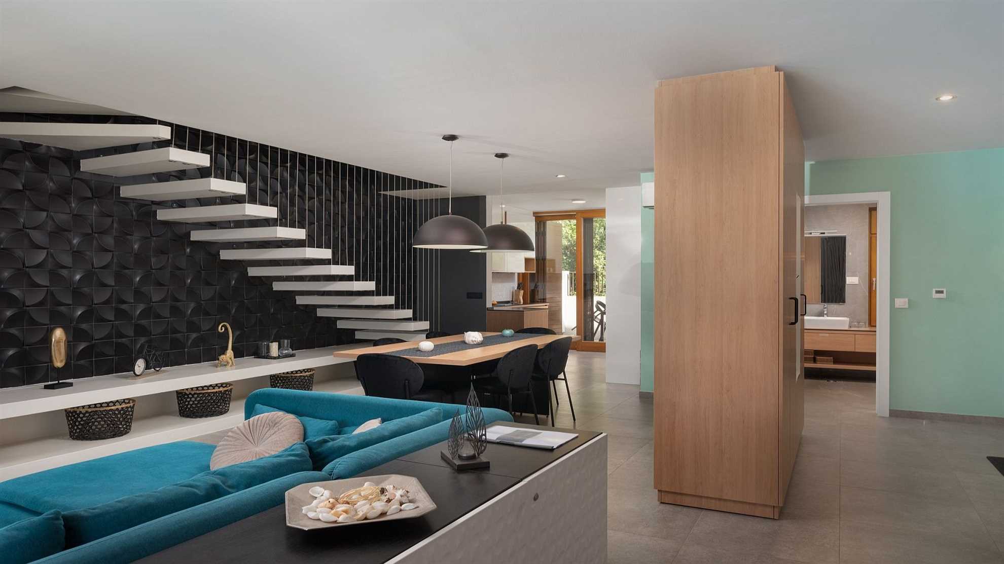 Beautiful luxurious poolside villa in Nin