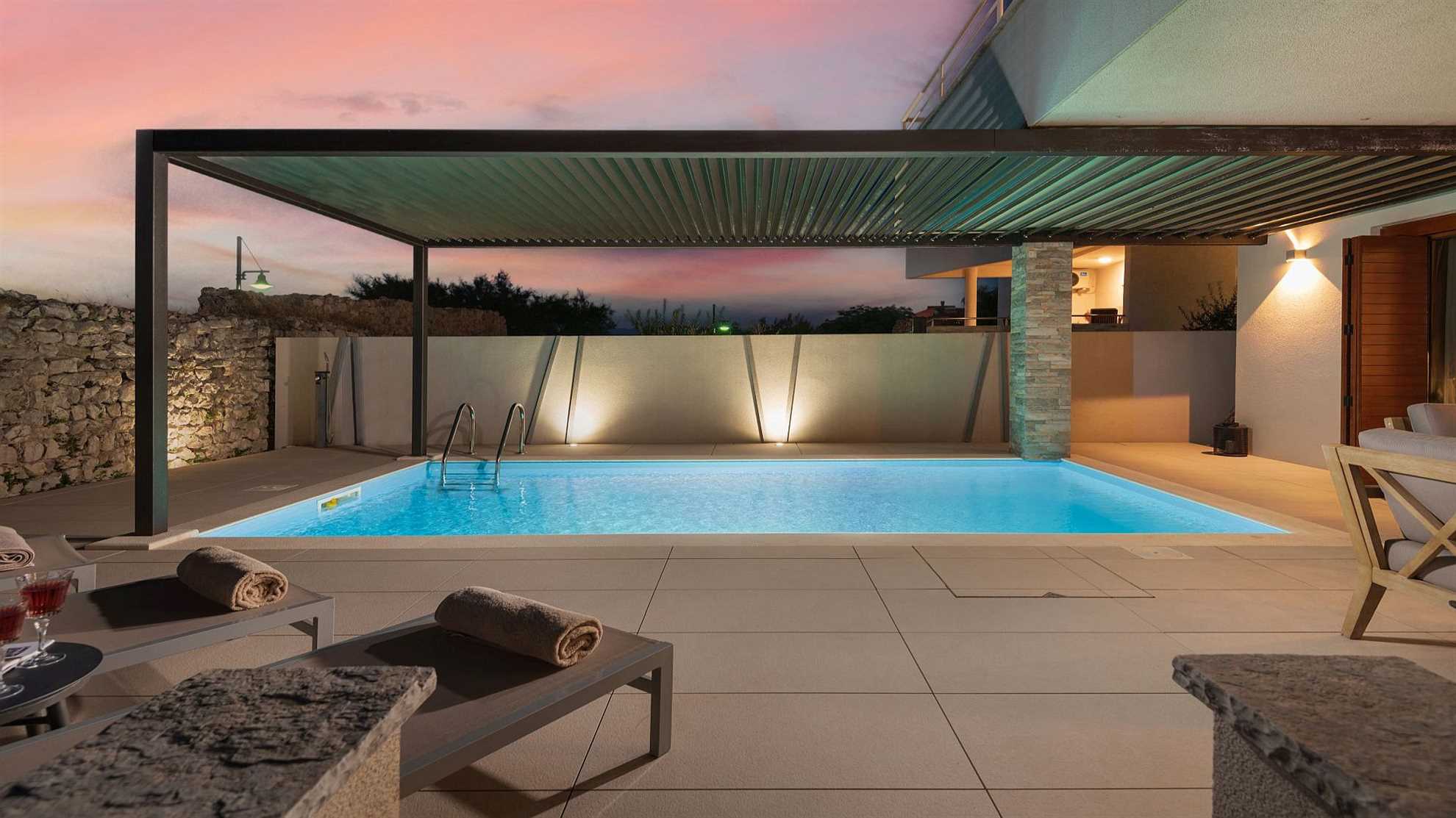 Beautiful luxurious poolside villa in Nin