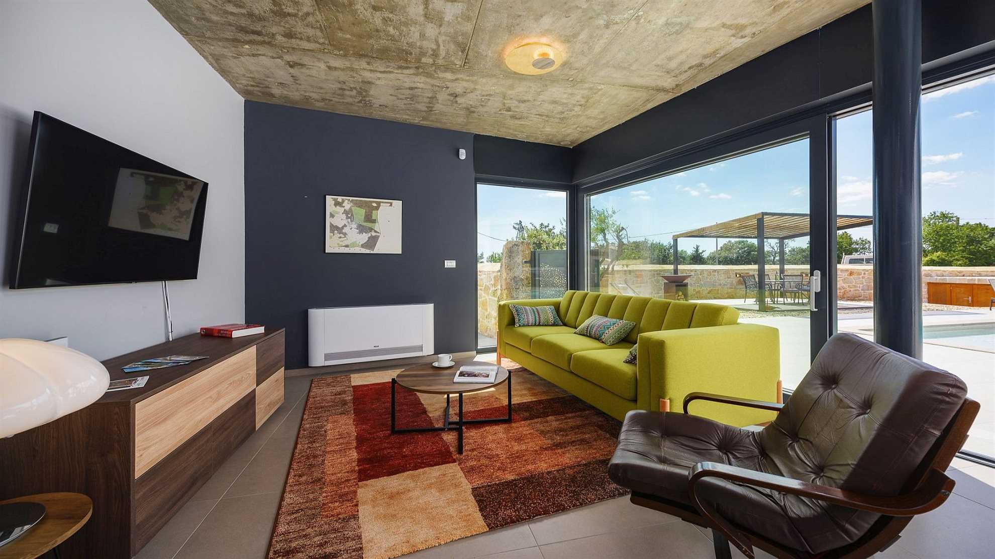 Beautiful and modern villa with swimming pool
