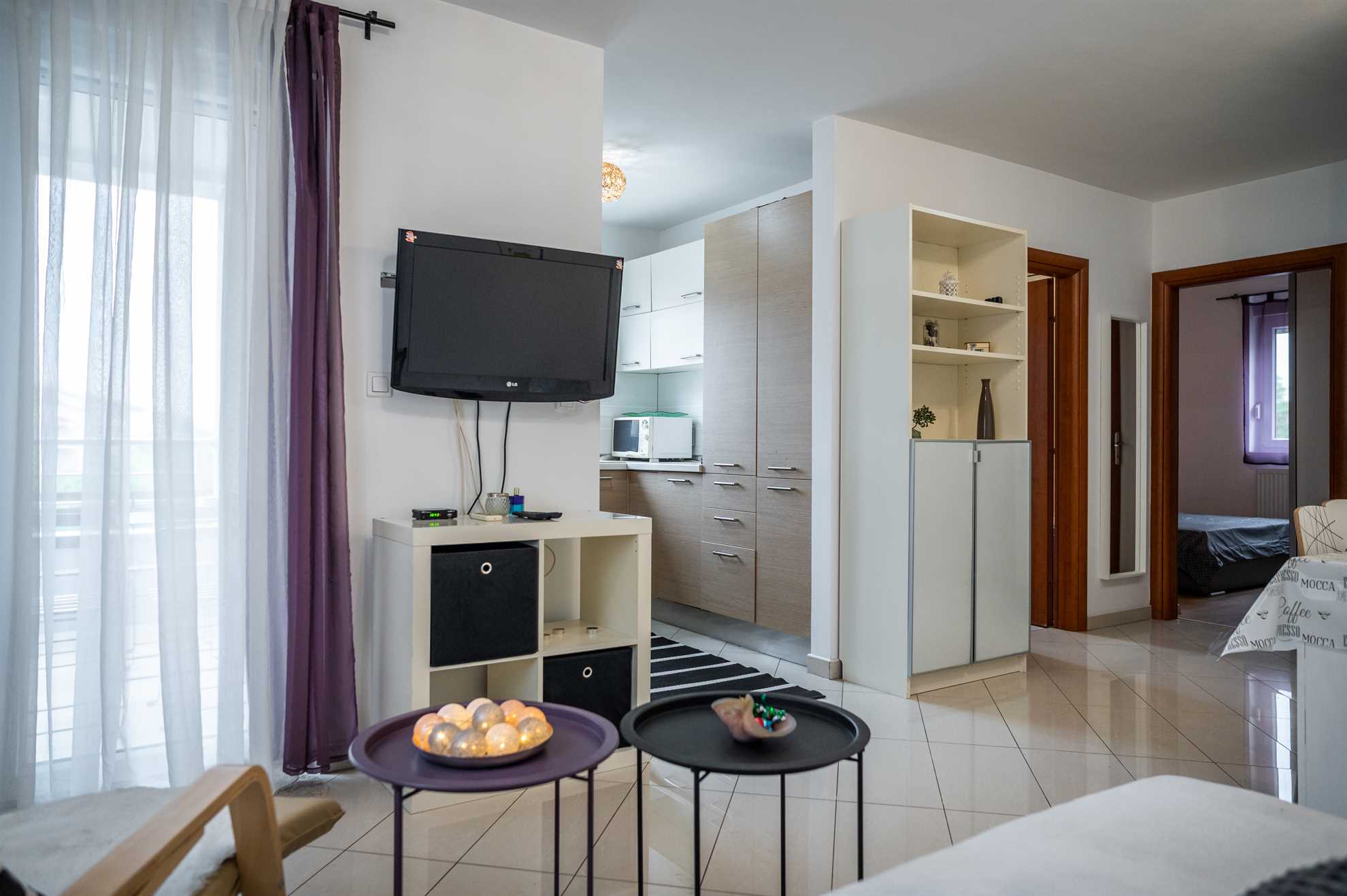 Apartment with escape room & city game