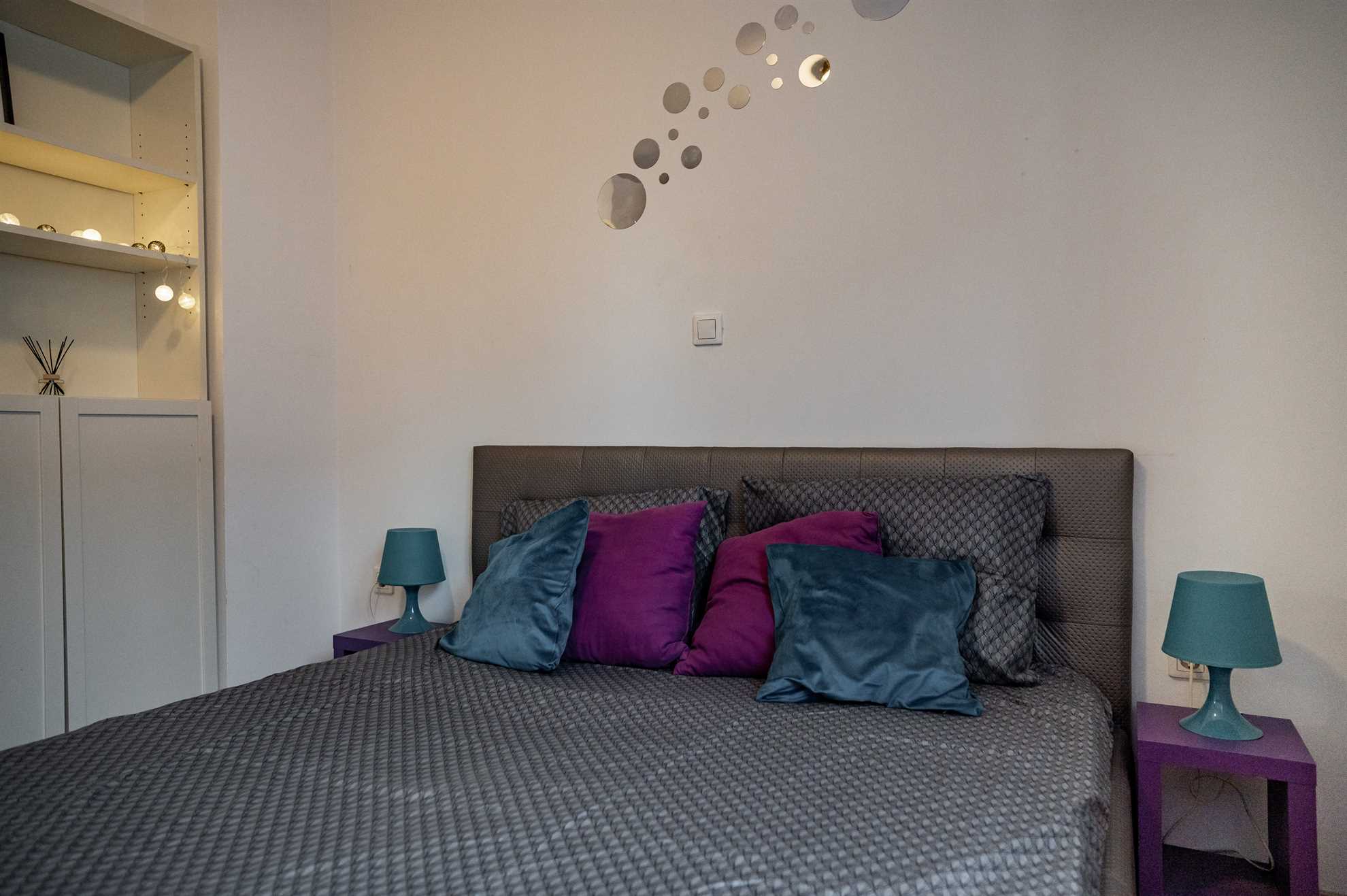 Apartment with escape room & city game