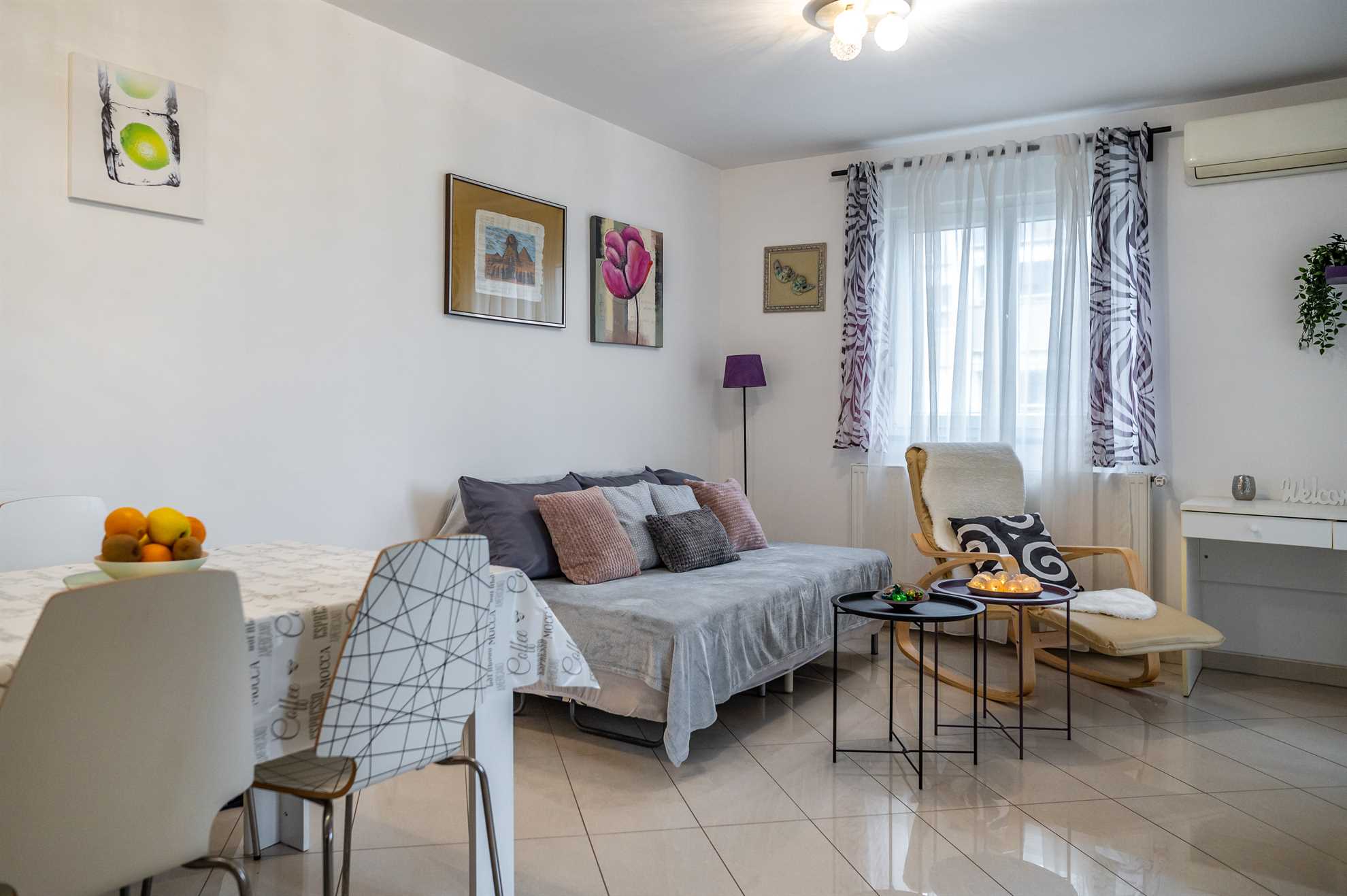 Apartment with escape room & city game