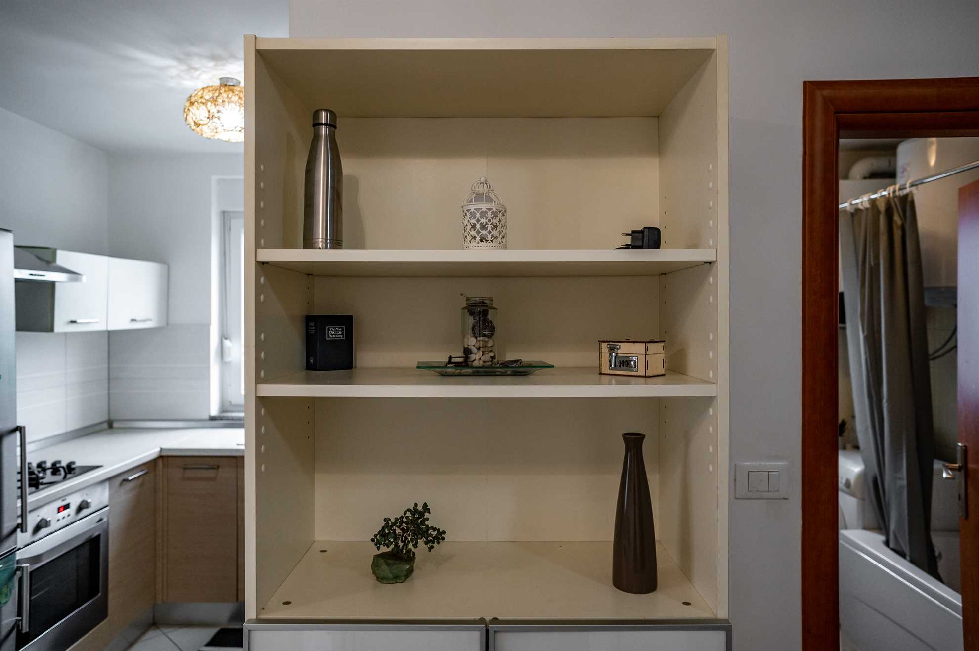 Apartment with escape room & city game