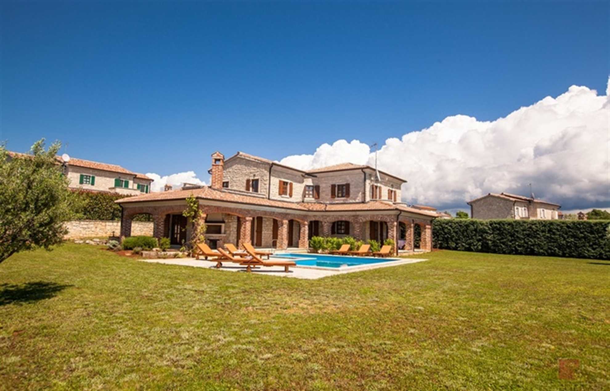 Villa Amaranthus