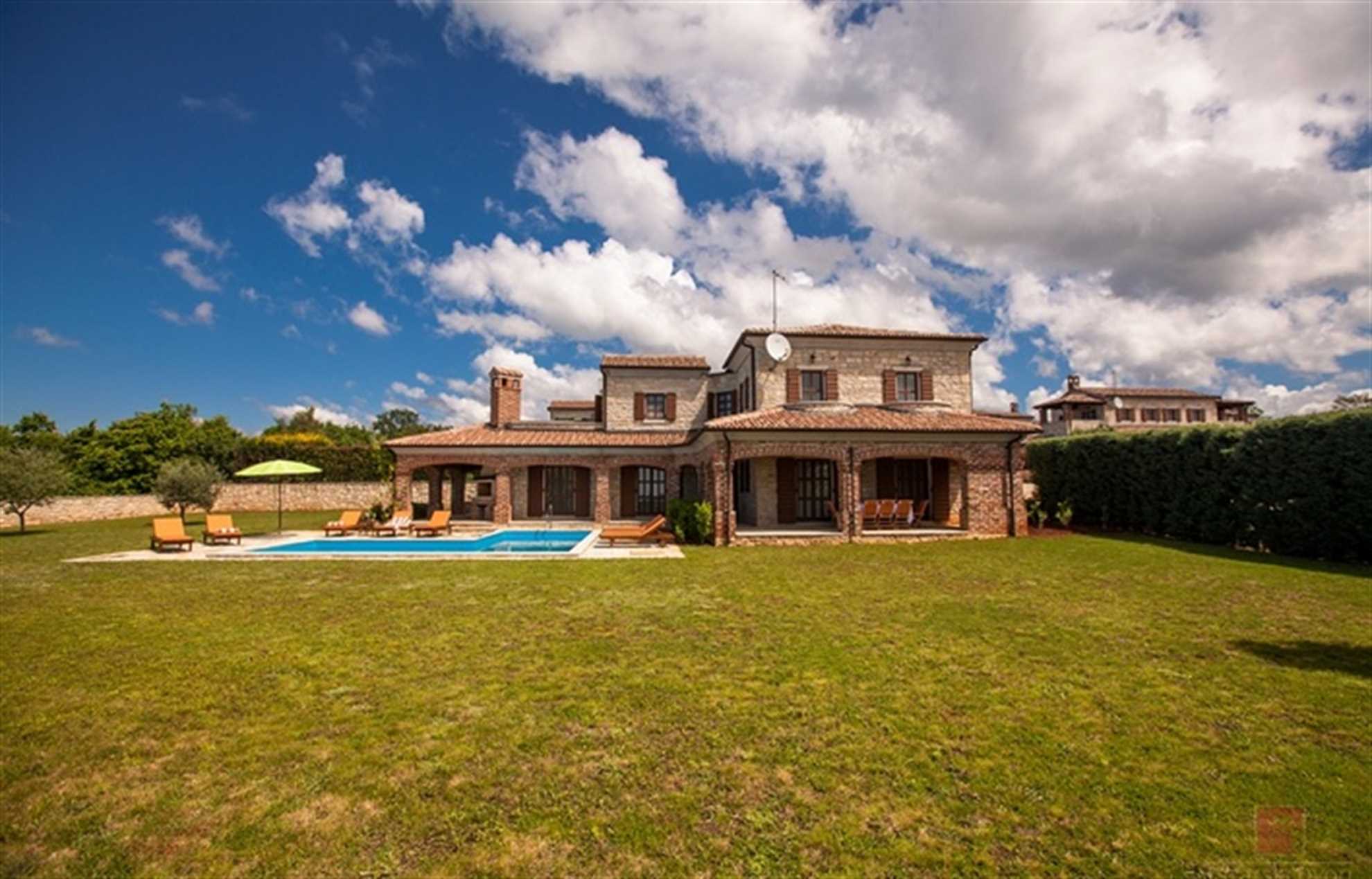 Villa Amaranthus